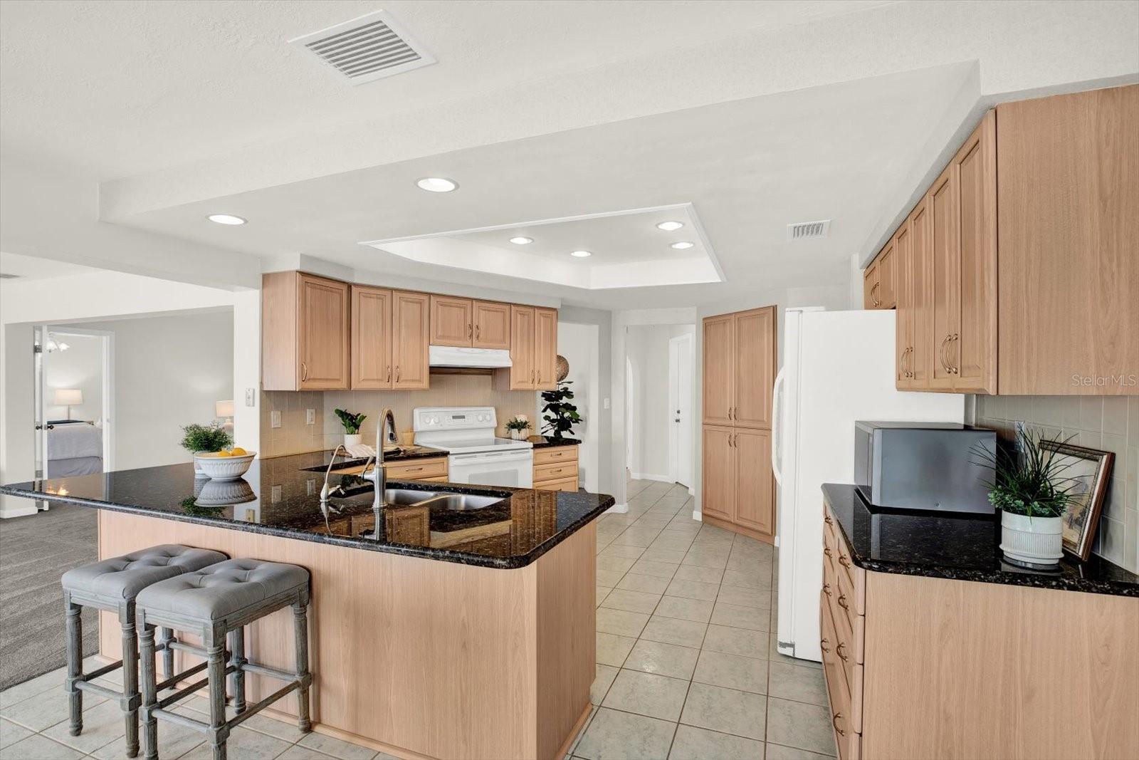 Image 11 of 32 For 5675 Bayview Drive