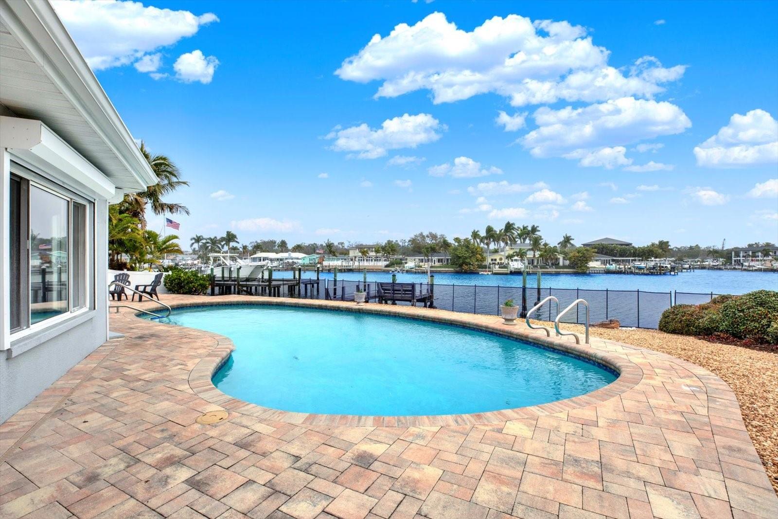 Image 26 of 32 For 5675 Bayview Drive