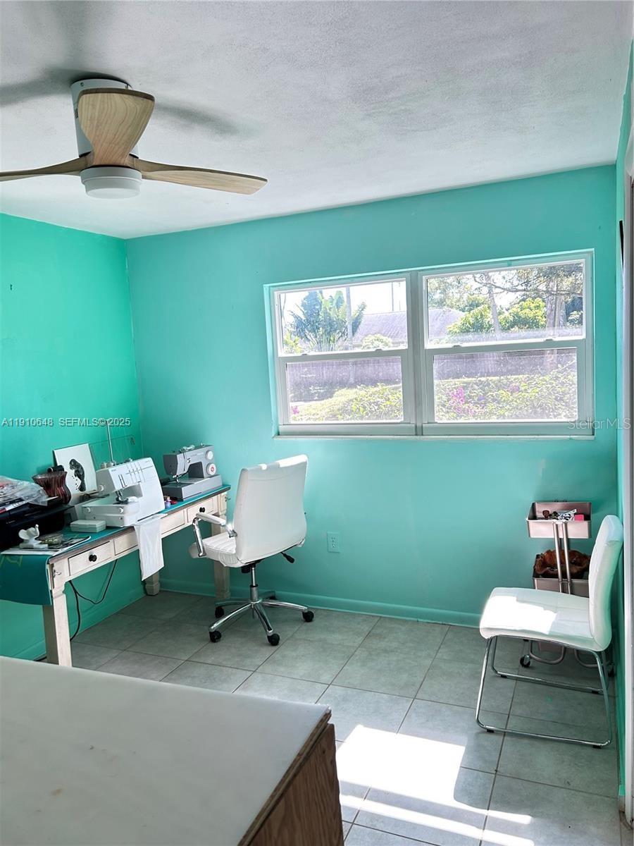 Image 12 of 15 For 118 Bougainvillea Drive