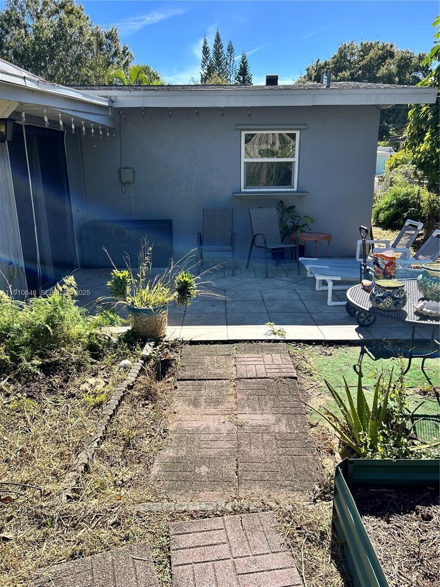 Image 13 of 15 For 118 Bougainvillea Drive