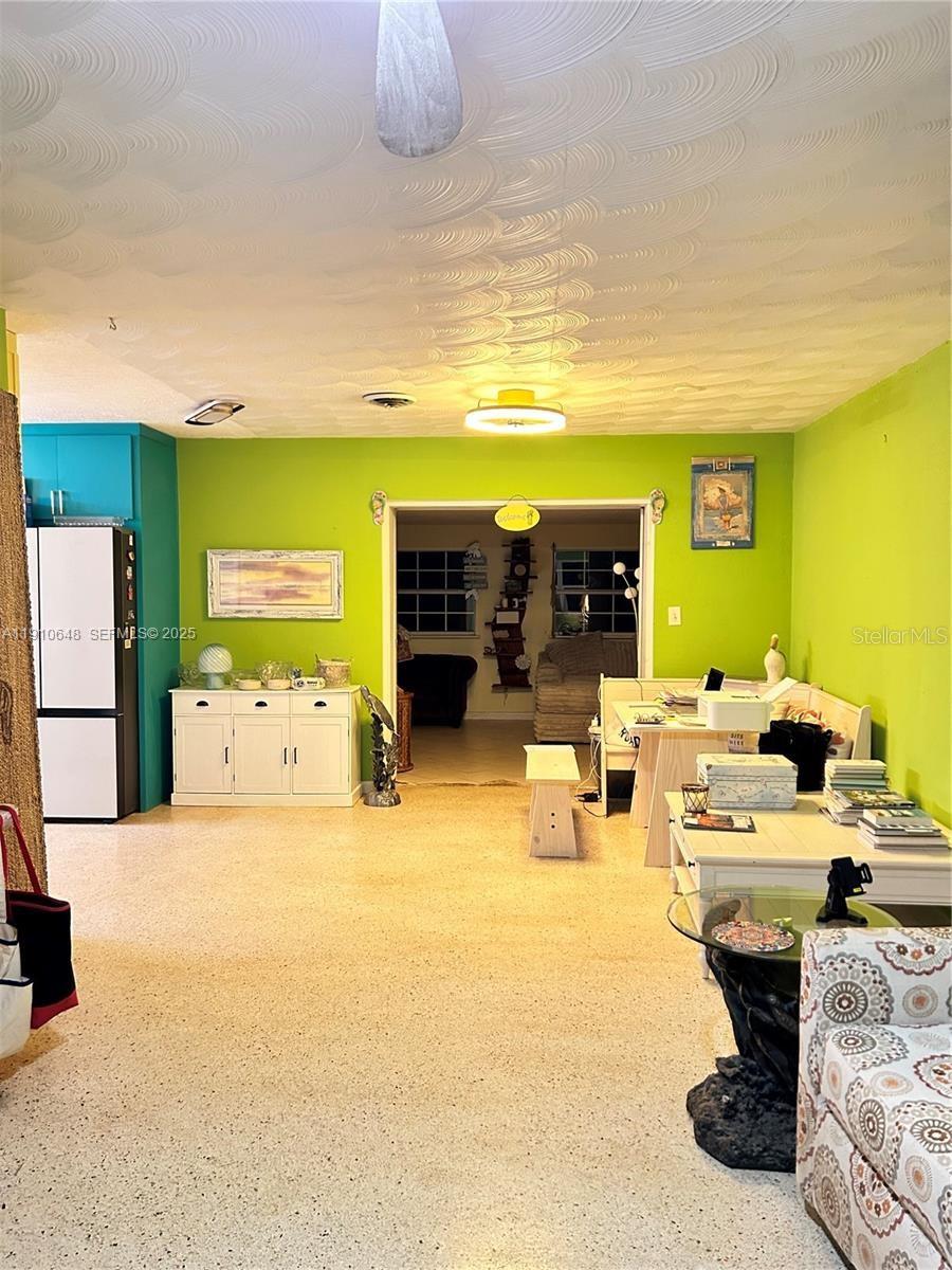 Image 3 of 15 For 118 Bougainvillea Drive