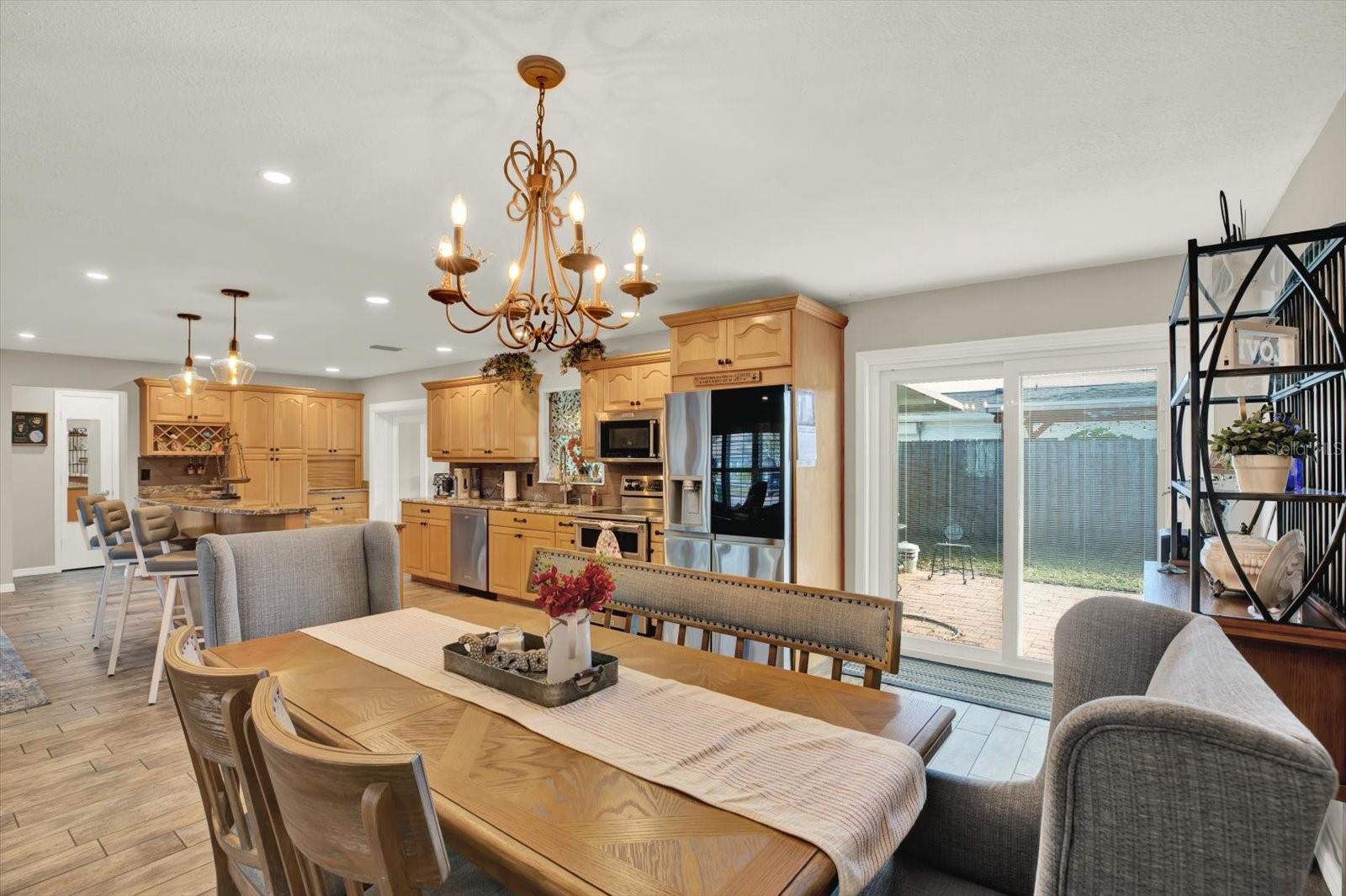 Image 13 of 33 For 11202 91st Avenue