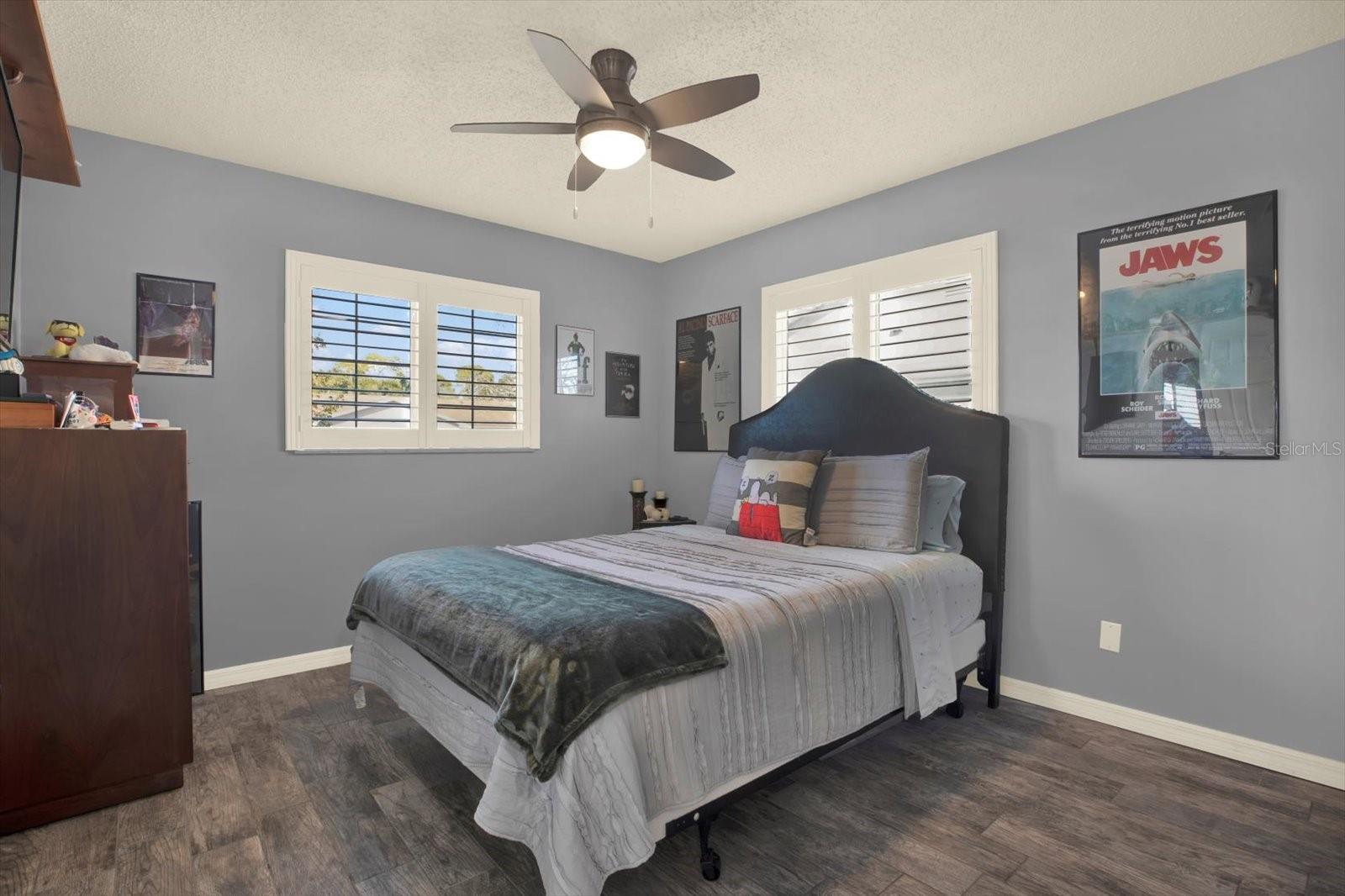 Image 20 of 33 For 11202 91st Avenue