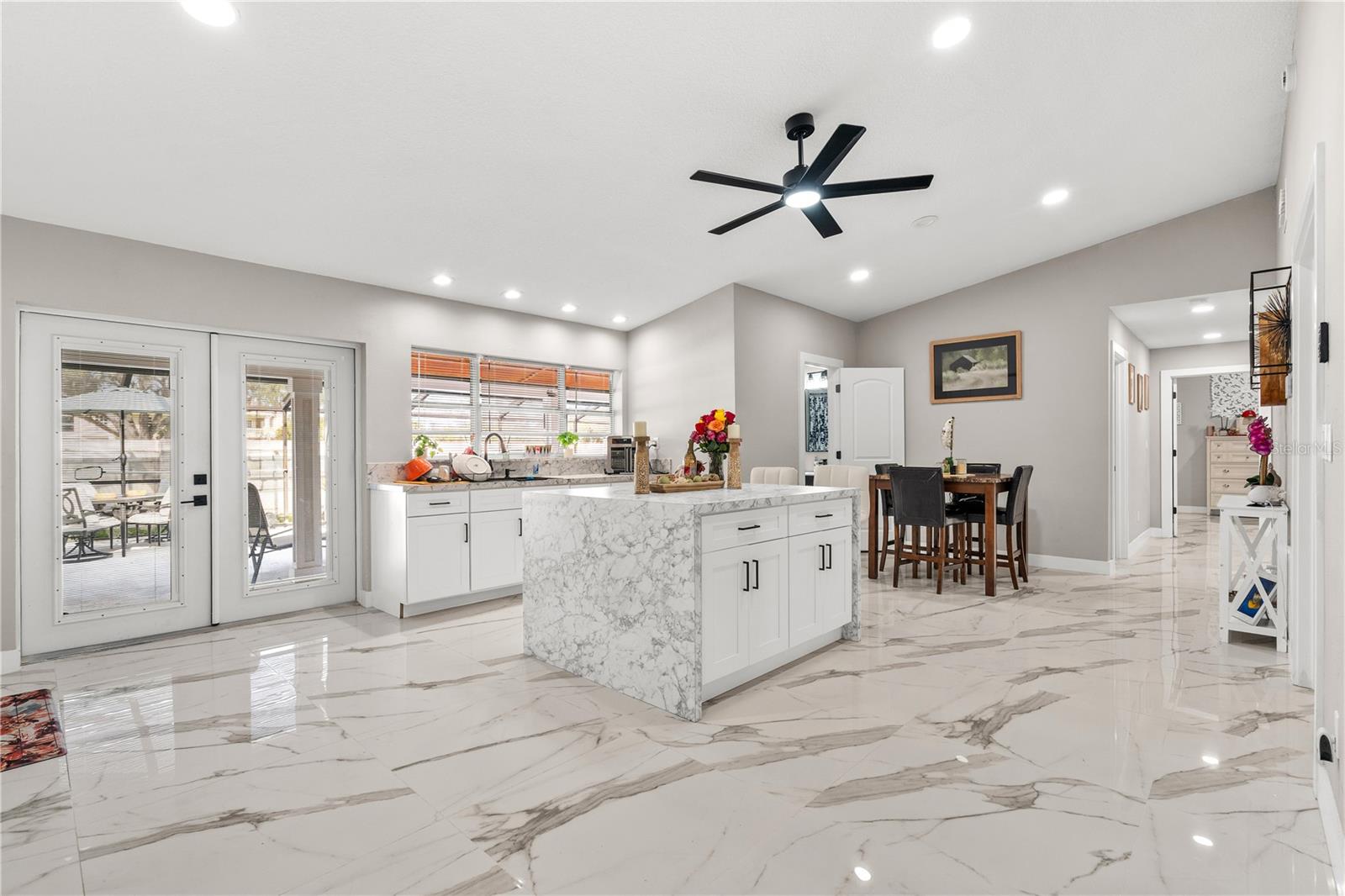 Image 11 of 66 For 5721 Carrollwood Meadows Drive