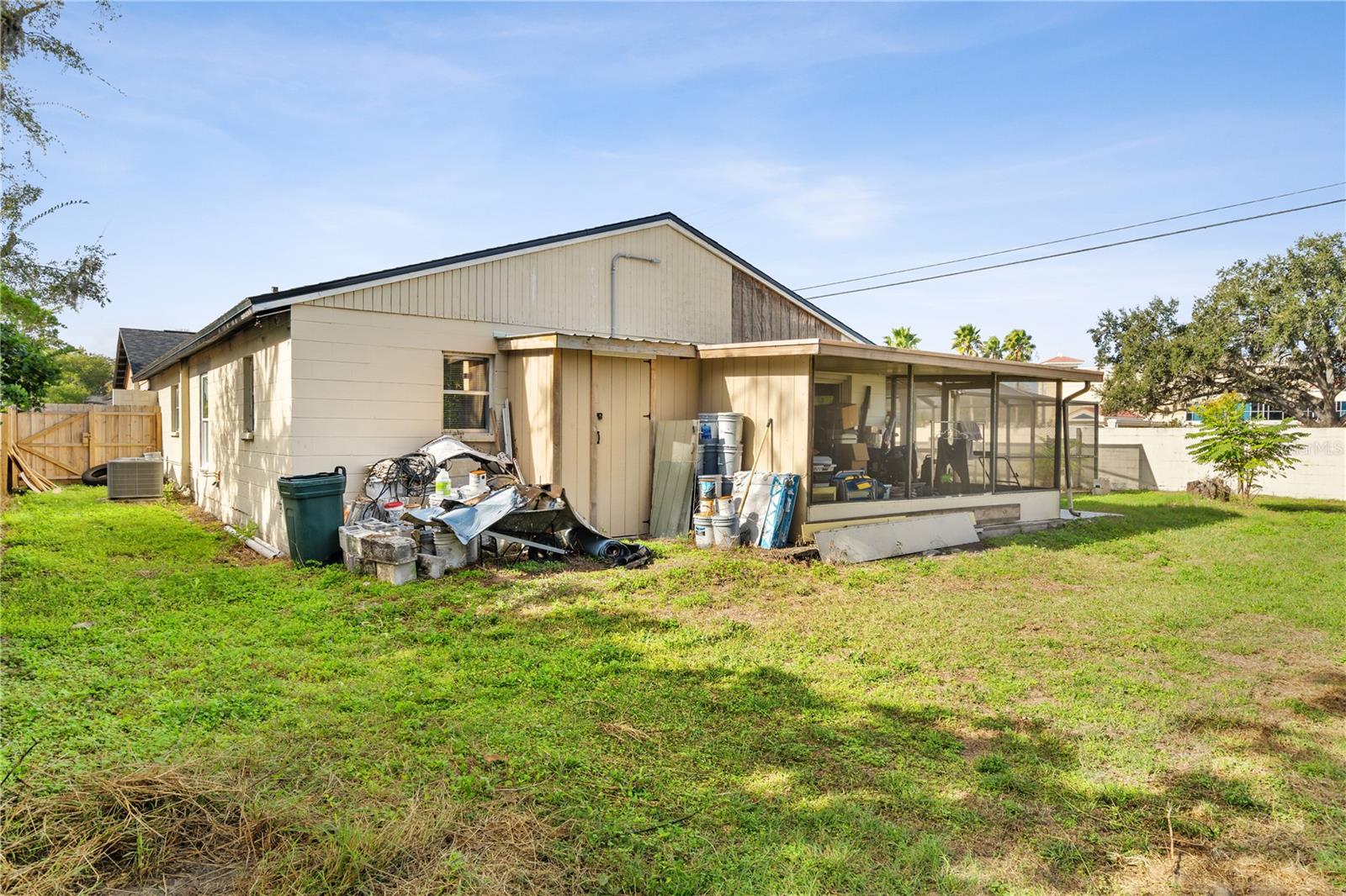 Image 22 of 66 For 5721 Carrollwood Meadows Drive