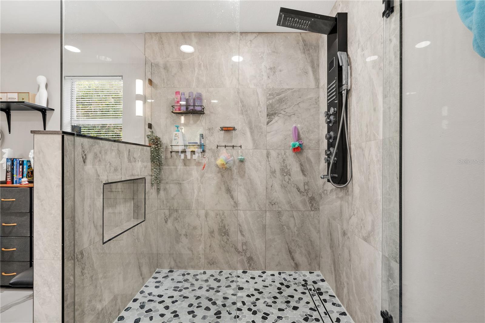 Image 38 of 66 For 5721 Carrollwood Meadows Drive