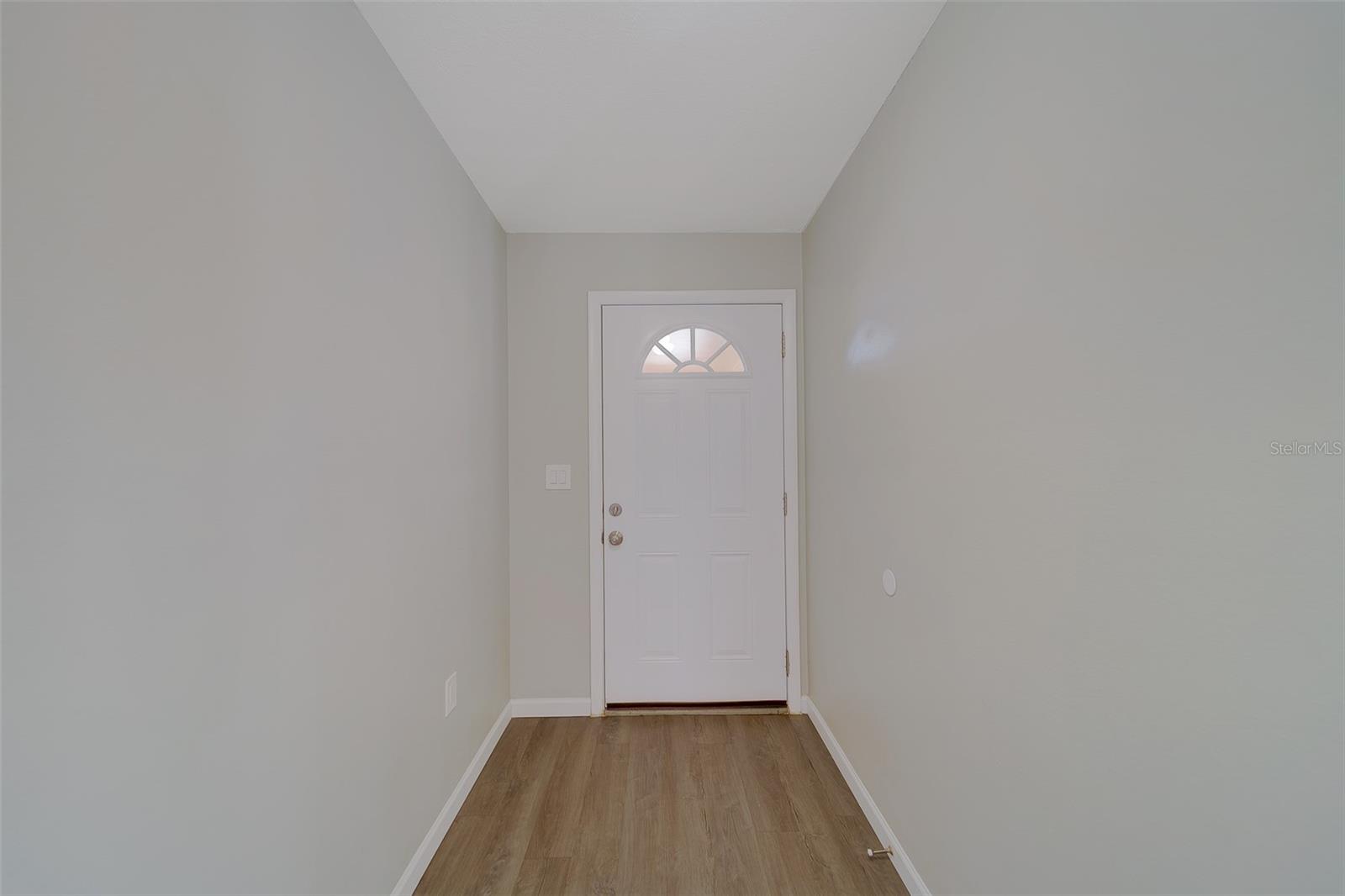 Image 5 of 70 For 1790 Orangeside Road