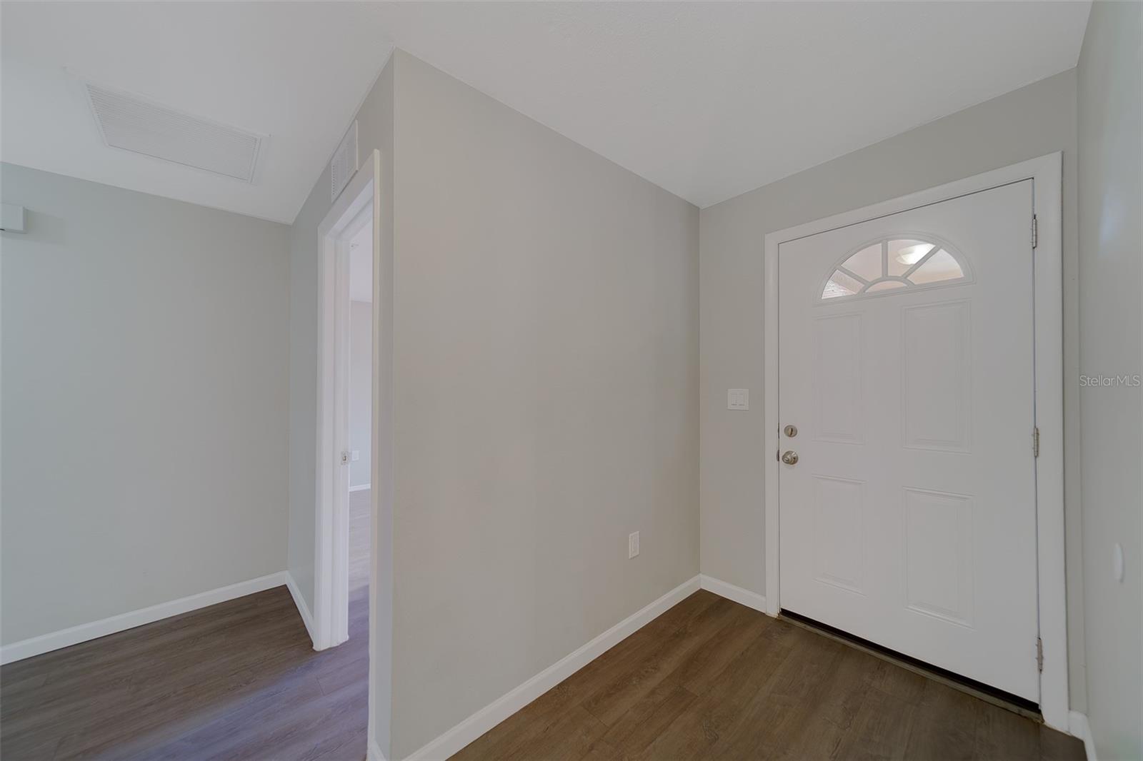 Image 7 of 70 For 1790 Orangeside Road