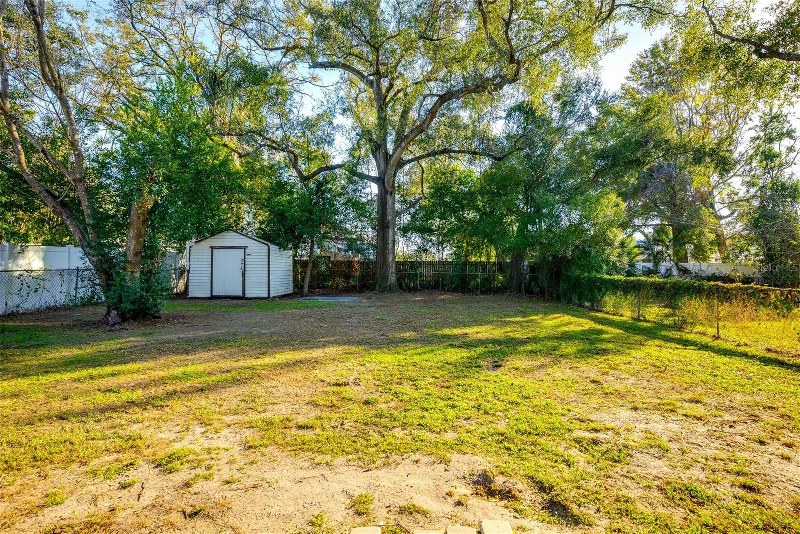 Image 18 of 18 For 211 Cluster Avenue