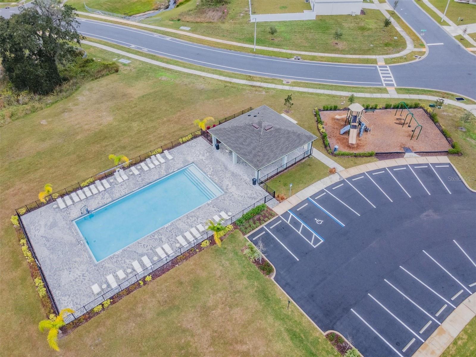 Image 12 of 55 For 35412 Eastbrook Avenue