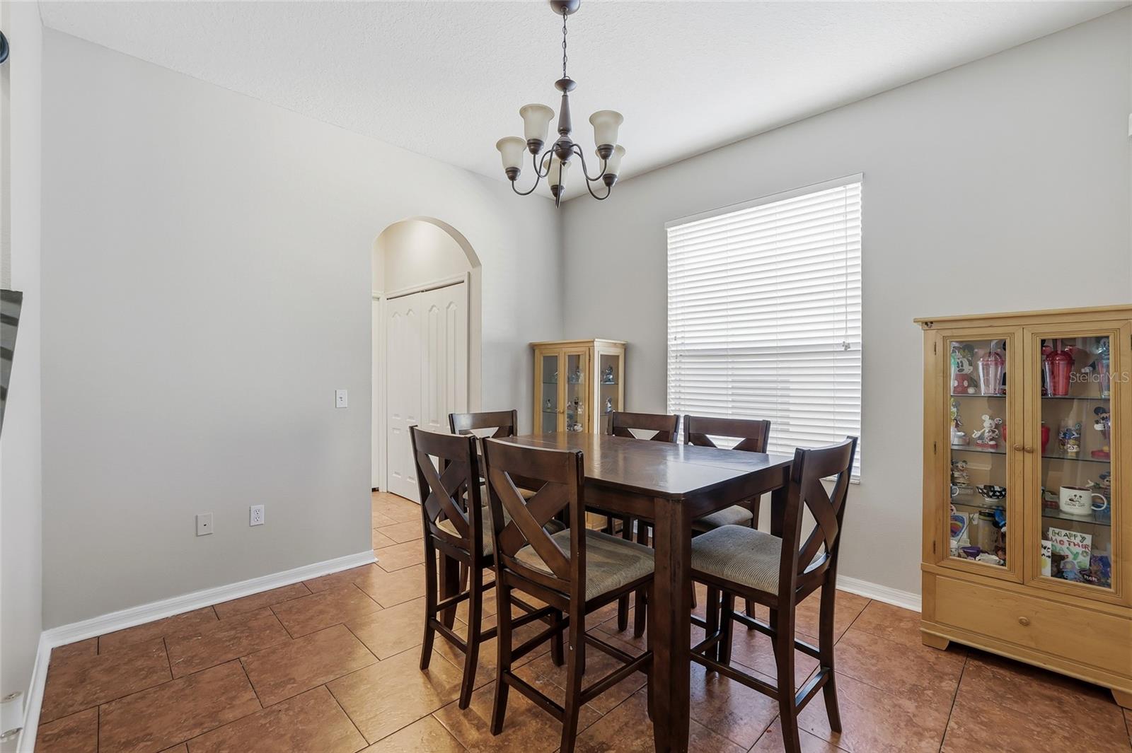 Image 19 of 42 For 10130 Coldwater Loop