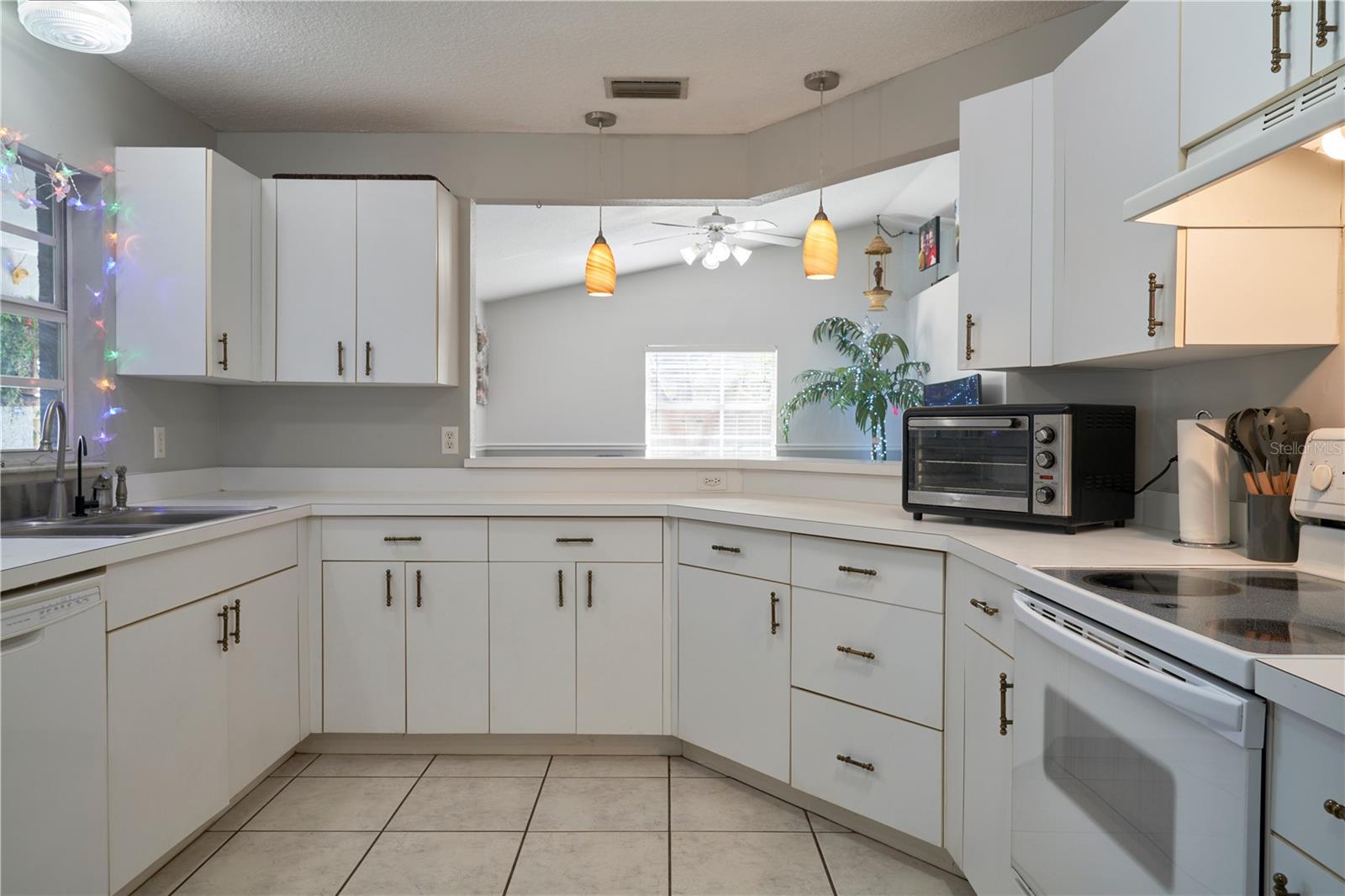 Image 13 of 43 For 6611 Jennifer Drive