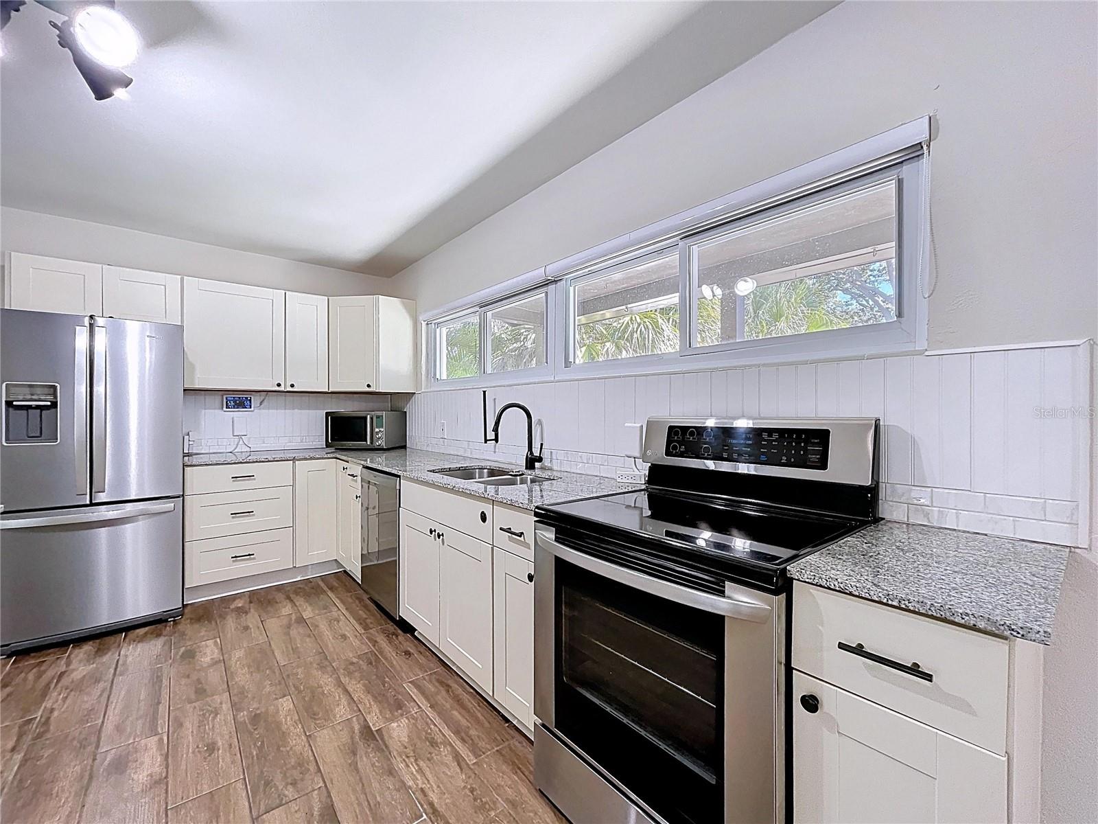 Image 10 of 56 For 5808 Woodrow Wilson Boulevard Ne