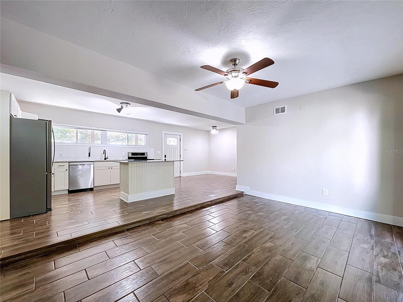 Image 13 of 56 For 5808 Woodrow Wilson Boulevard Ne