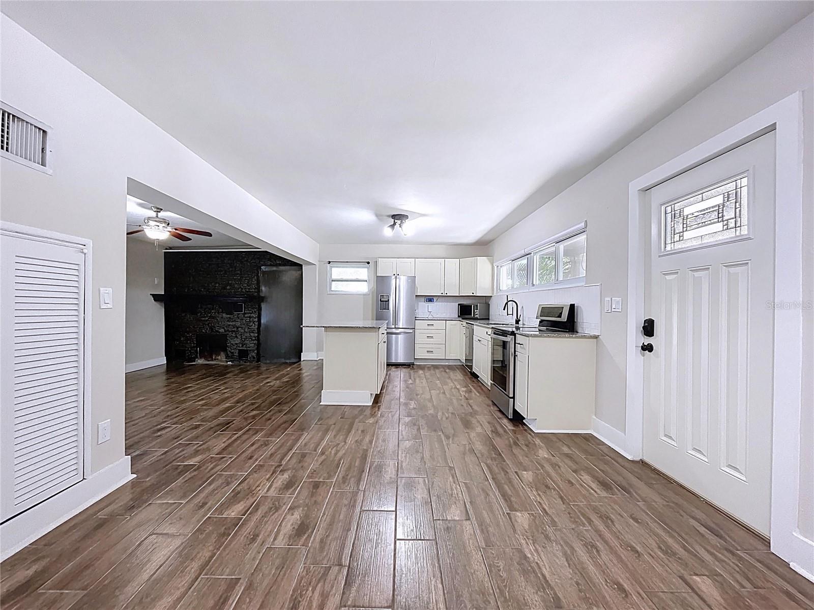 Image 5 of 56 For 5808 Woodrow Wilson Boulevard Ne