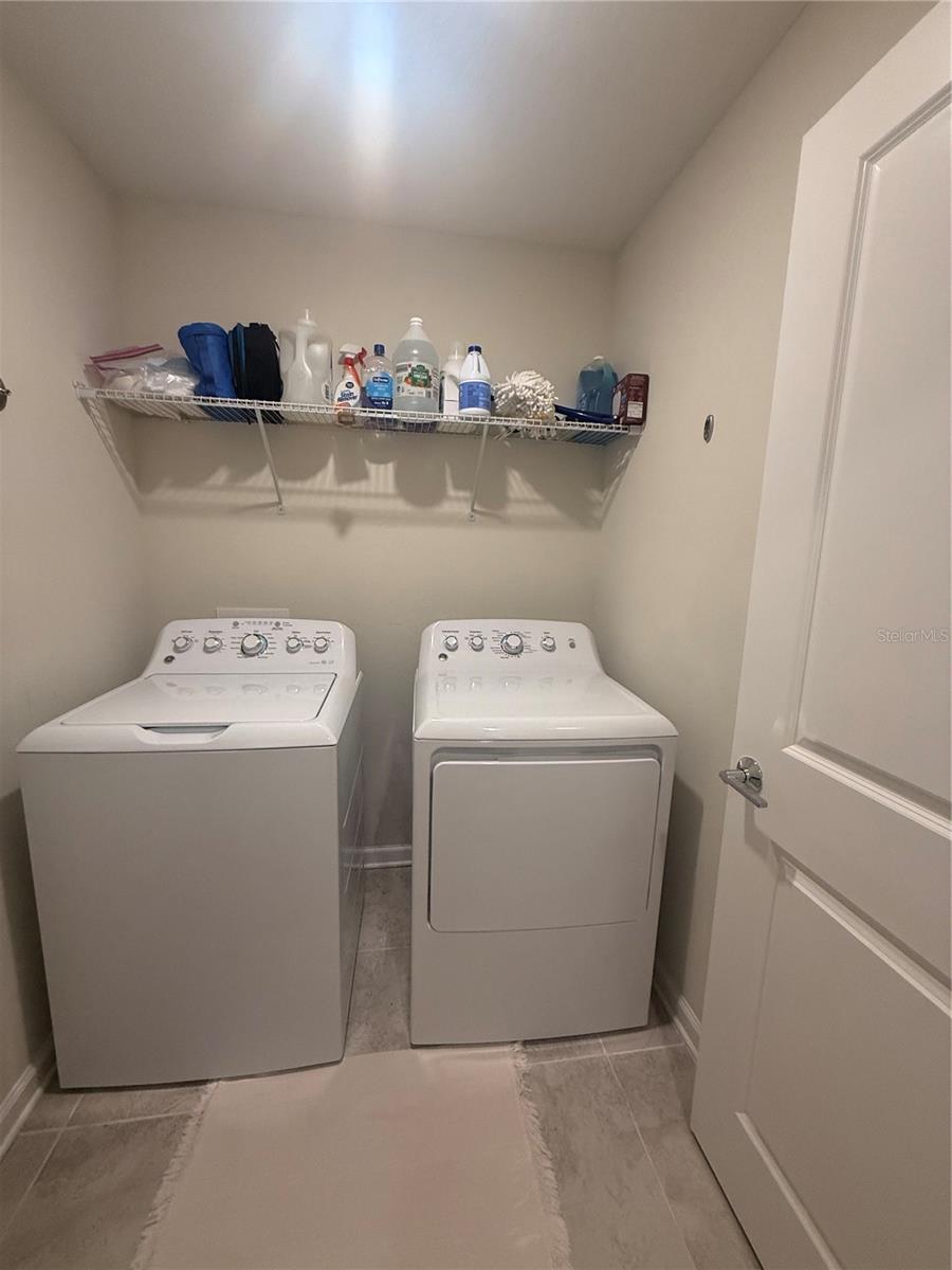 Image 17 of 23 For 4773 Magnetite Loop