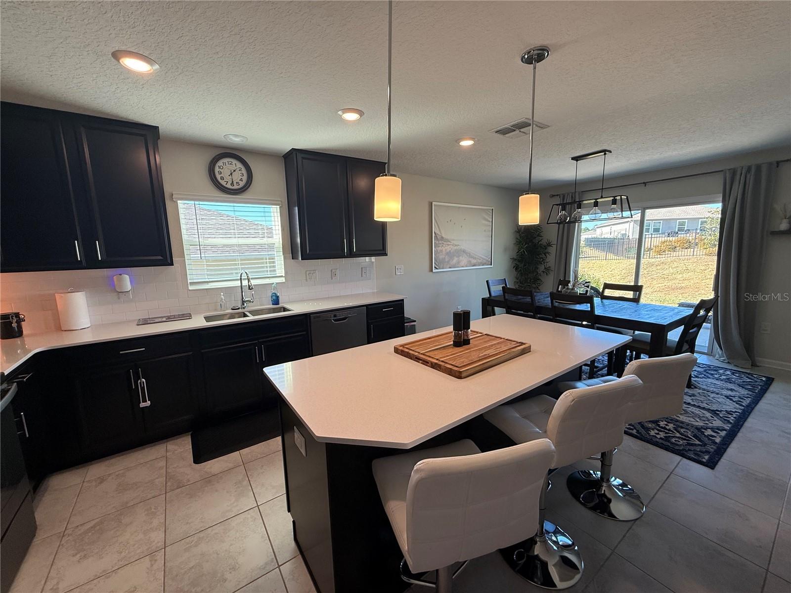 Image 5 of 23 For 4773 Magnetite Loop