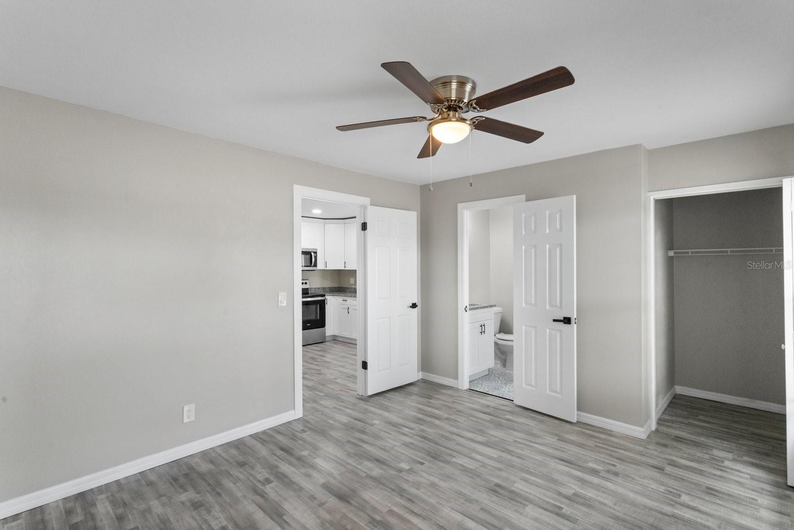 Image 15 of 30 For 6802 Comanche Avenue