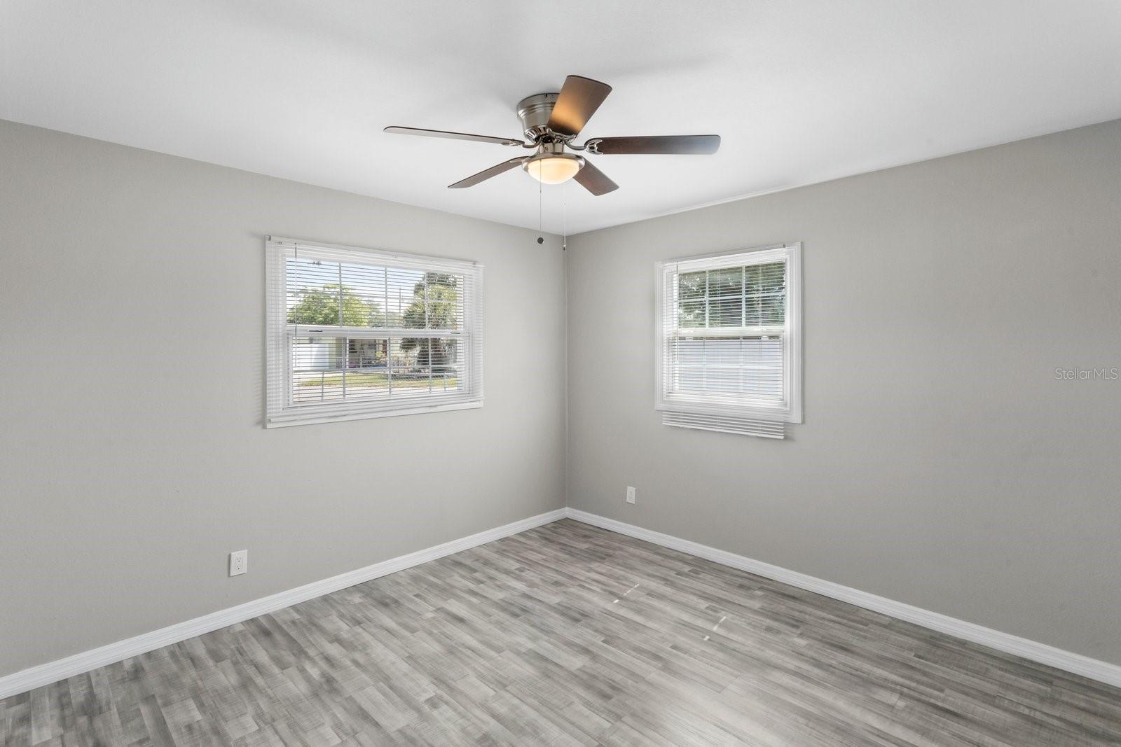 Image 18 of 30 For 6802 Comanche Avenue