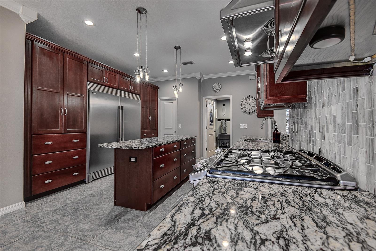 Image 14 of 76 For 3010 Via Siena Street