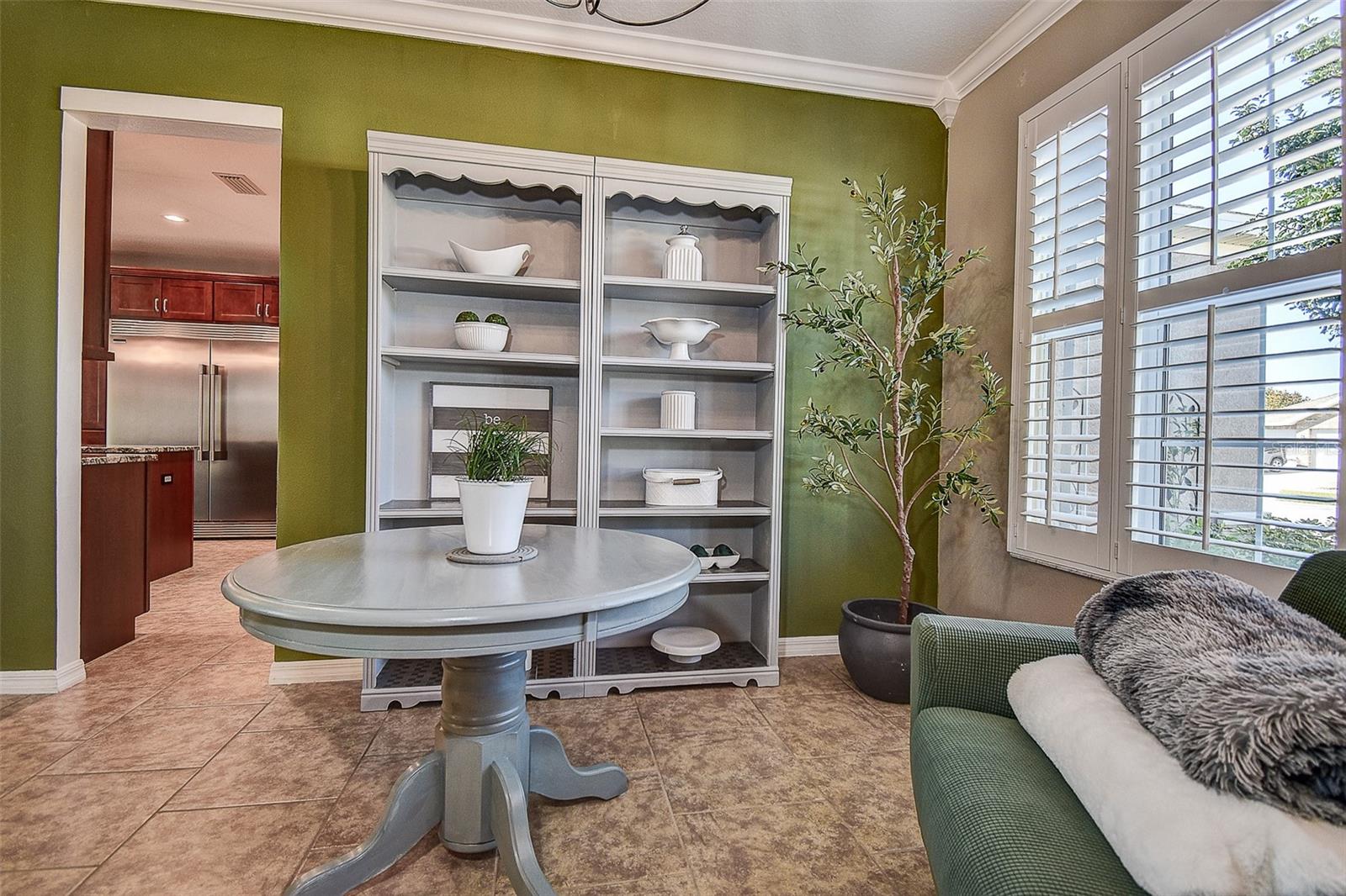 Image 23 of 76 For 3010 Via Siena Street