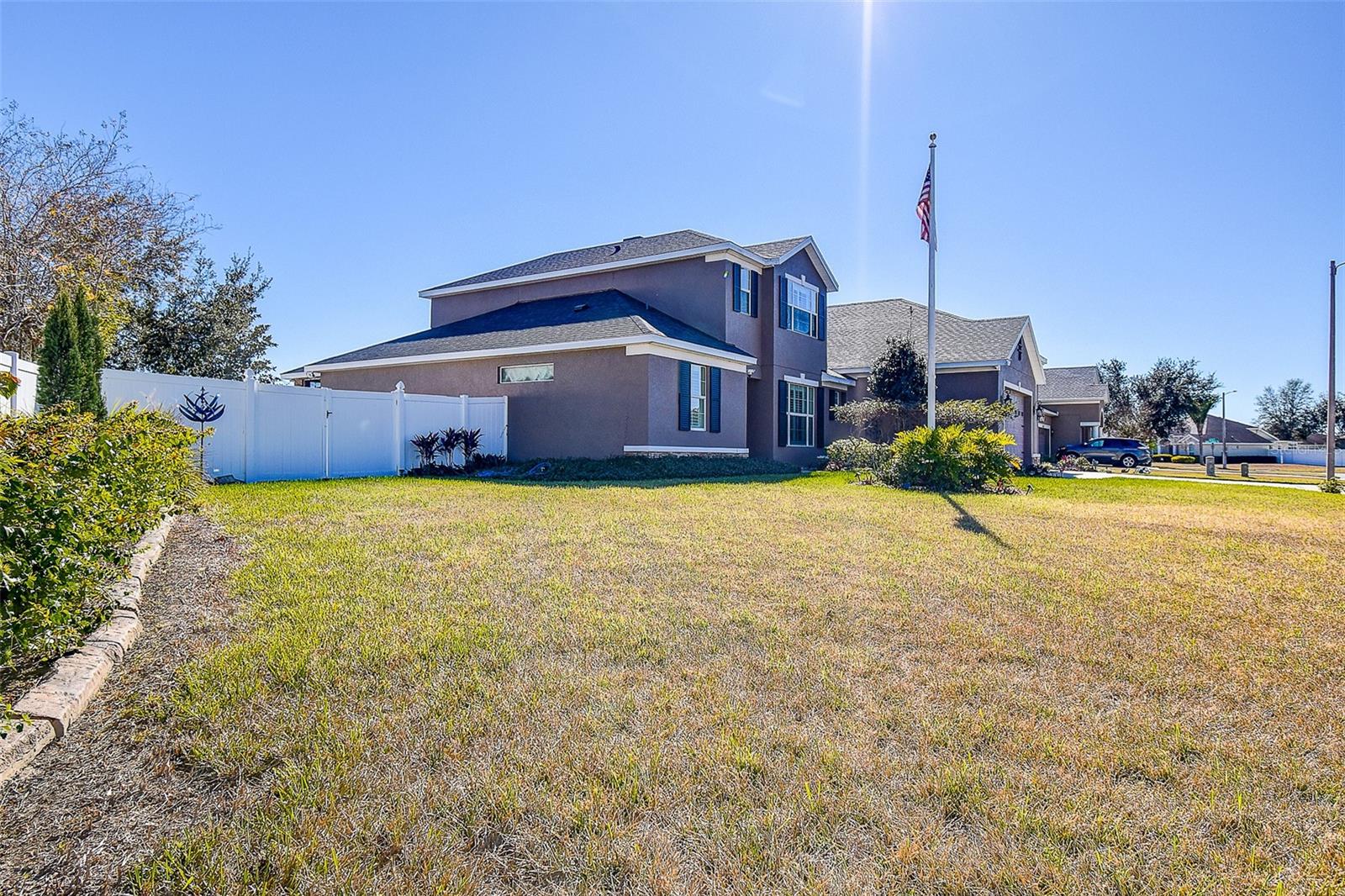 Image 3 of 76 For 3010 Via Siena Street