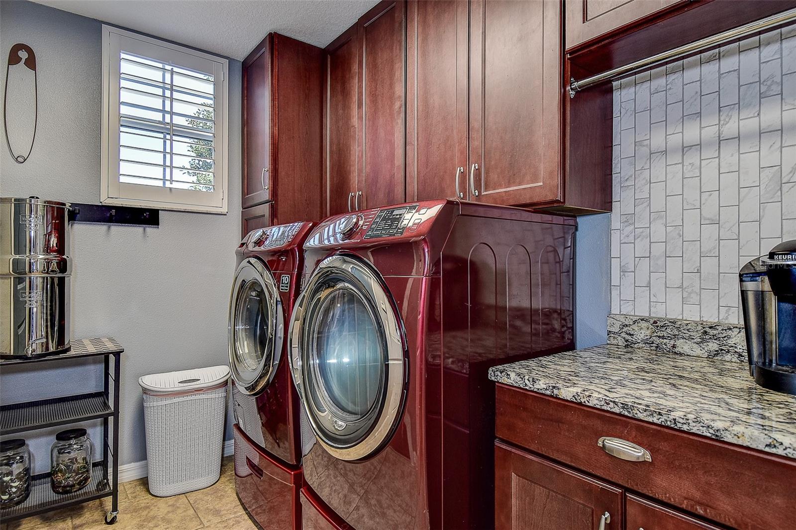 Image 32 of 76 For 3010 Via Siena Street