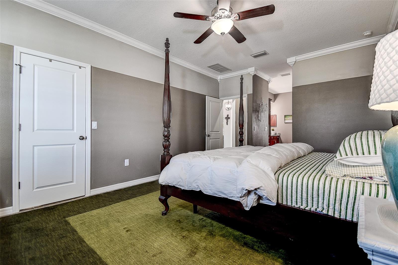 Image 39 of 76 For 3010 Via Siena Street