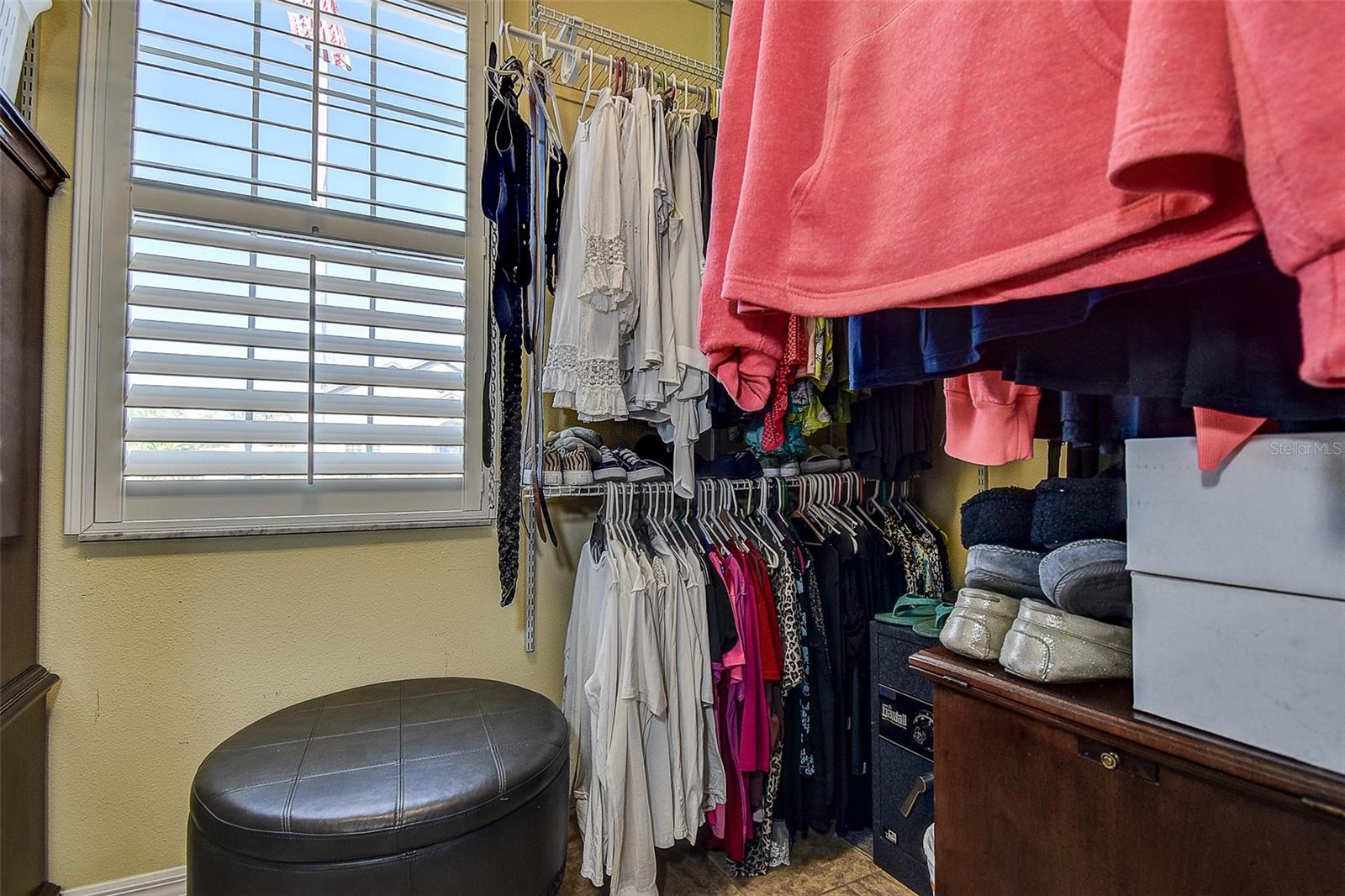 Image 43 of 76 For 3010 Via Siena Street