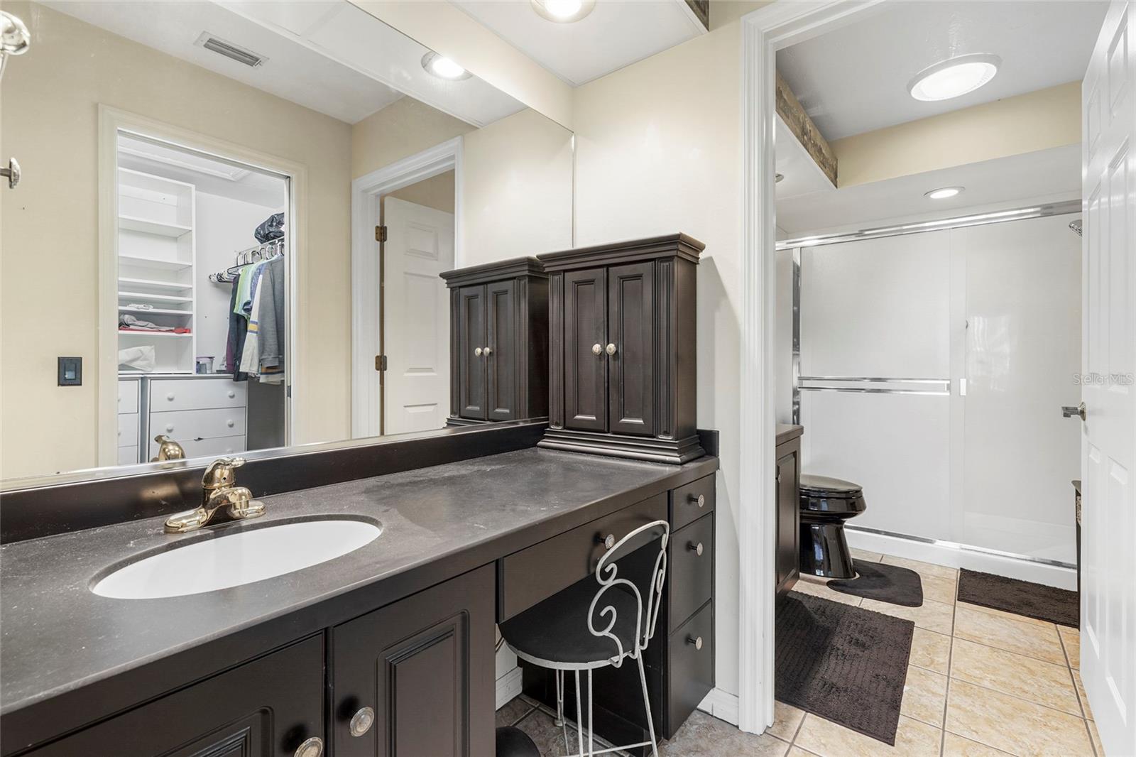 Image 31 of 67 For 3350 Chelmsford Court 13