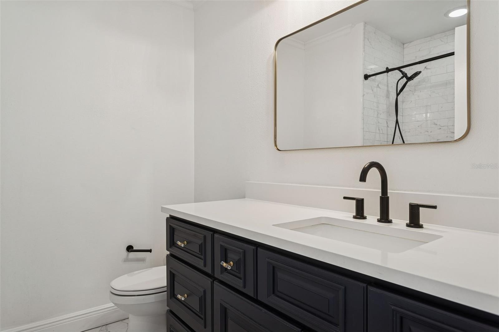 Image 37 of 100 For 11606 Lipsey Road