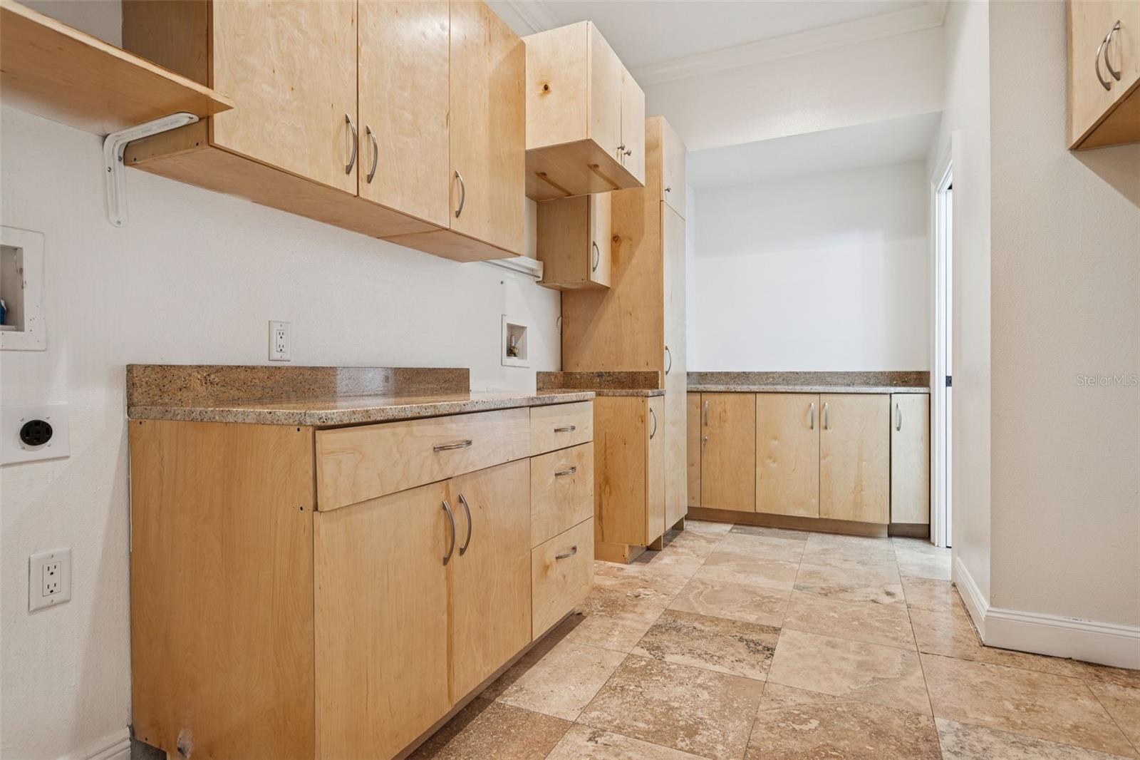 Image 41 of 100 For 11606 Lipsey Road