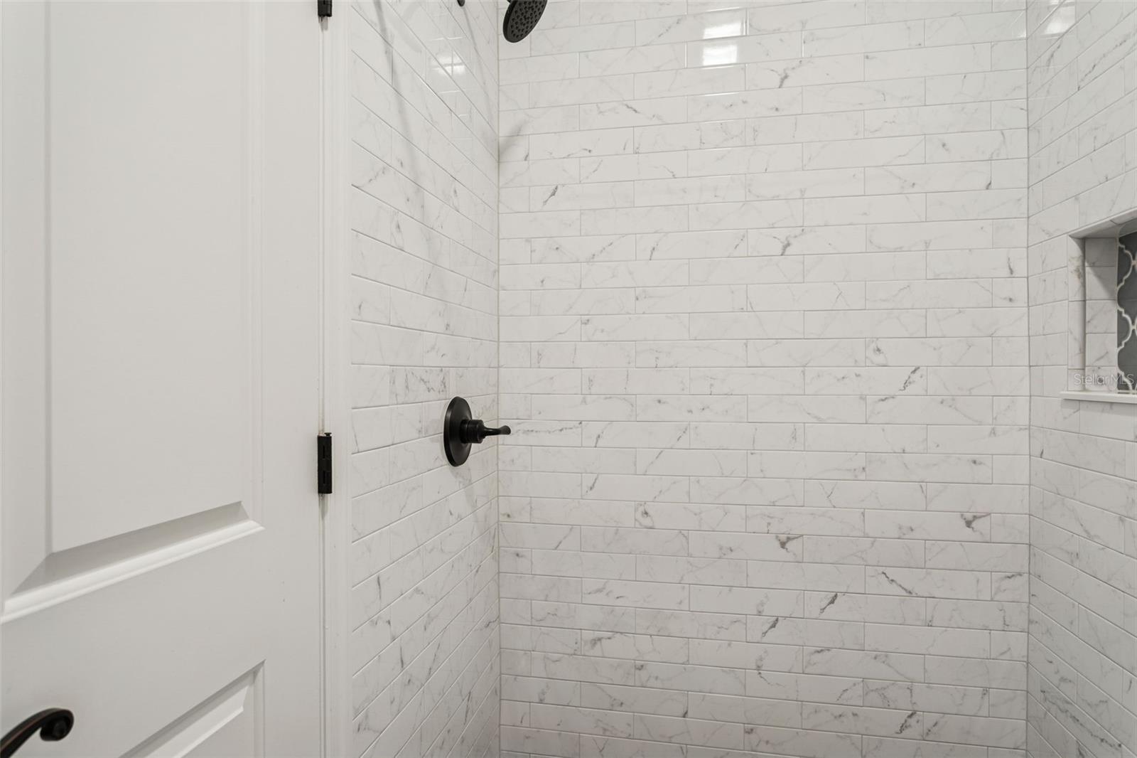 Image 62 of 100 For 11606 Lipsey Road