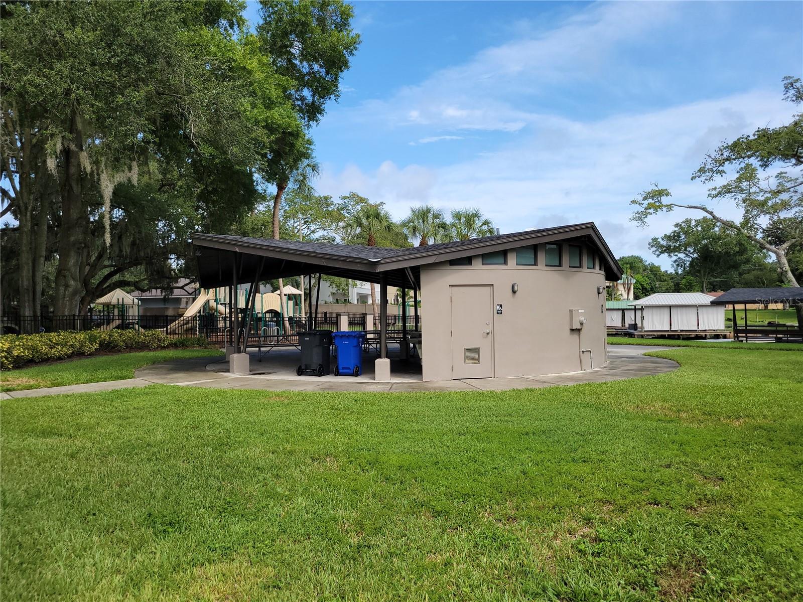 Image 90 of 100 For 11606 Lipsey Road