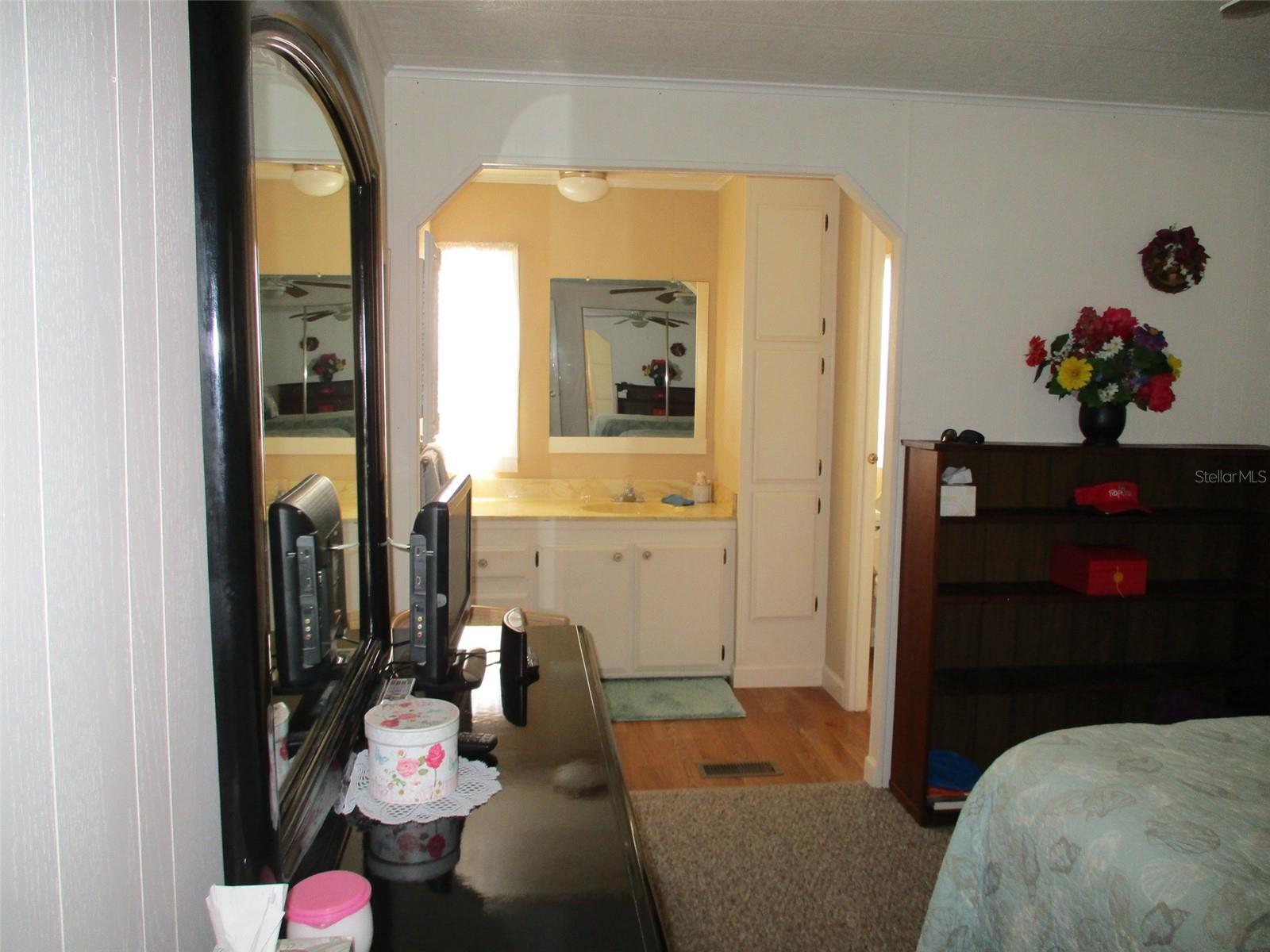 Image 17 of 25 For 38428 Beniger Drive