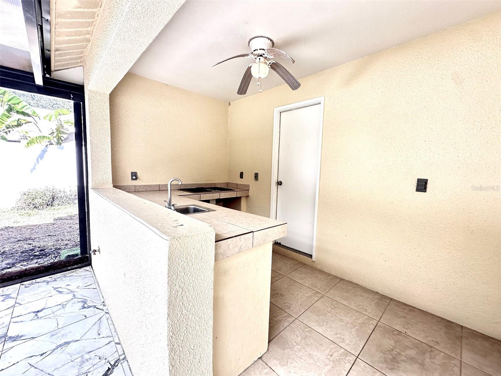 Image 37 of 38 For 1533 Cumberland Court W