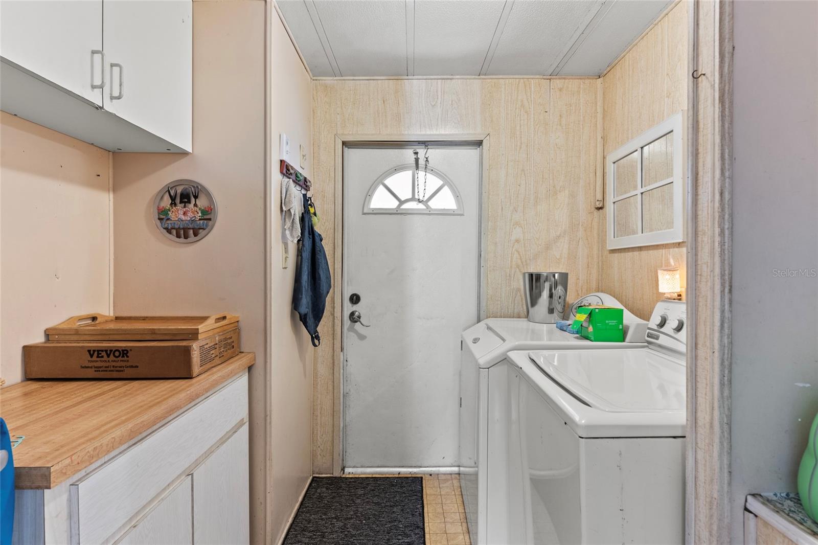 Image 23 of 26 For 13726 Litewood Drive