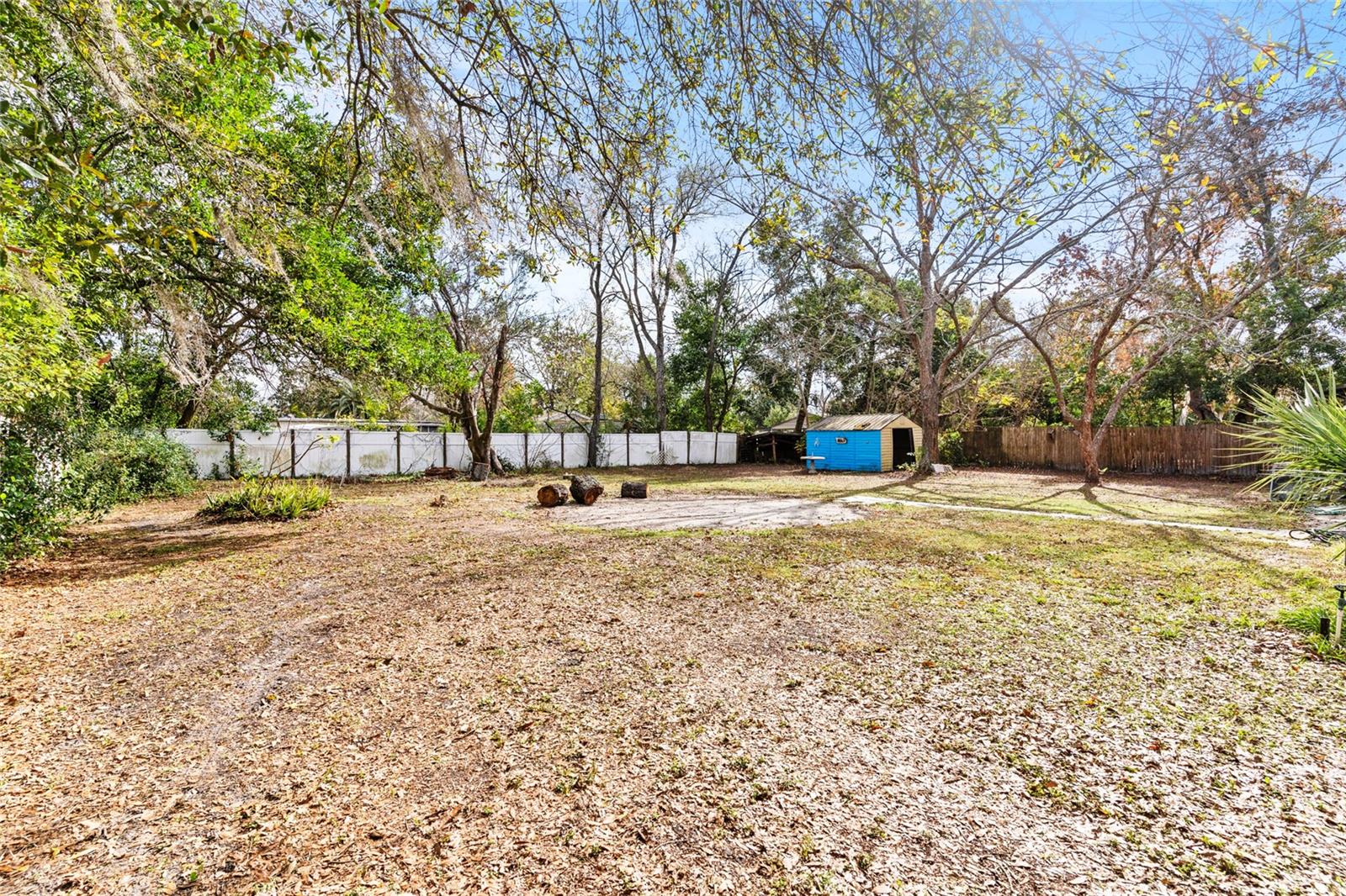 Image 4 of 26 For 13726 Litewood Drive