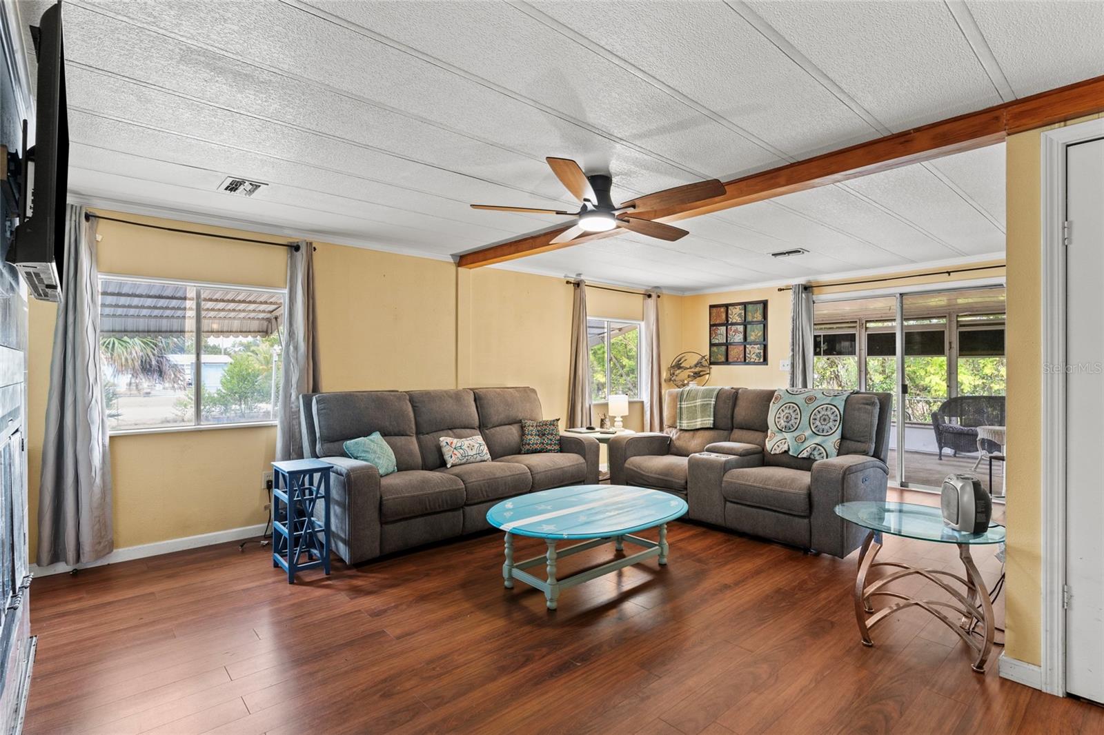 Image 7 of 26 For 13726 Litewood Drive