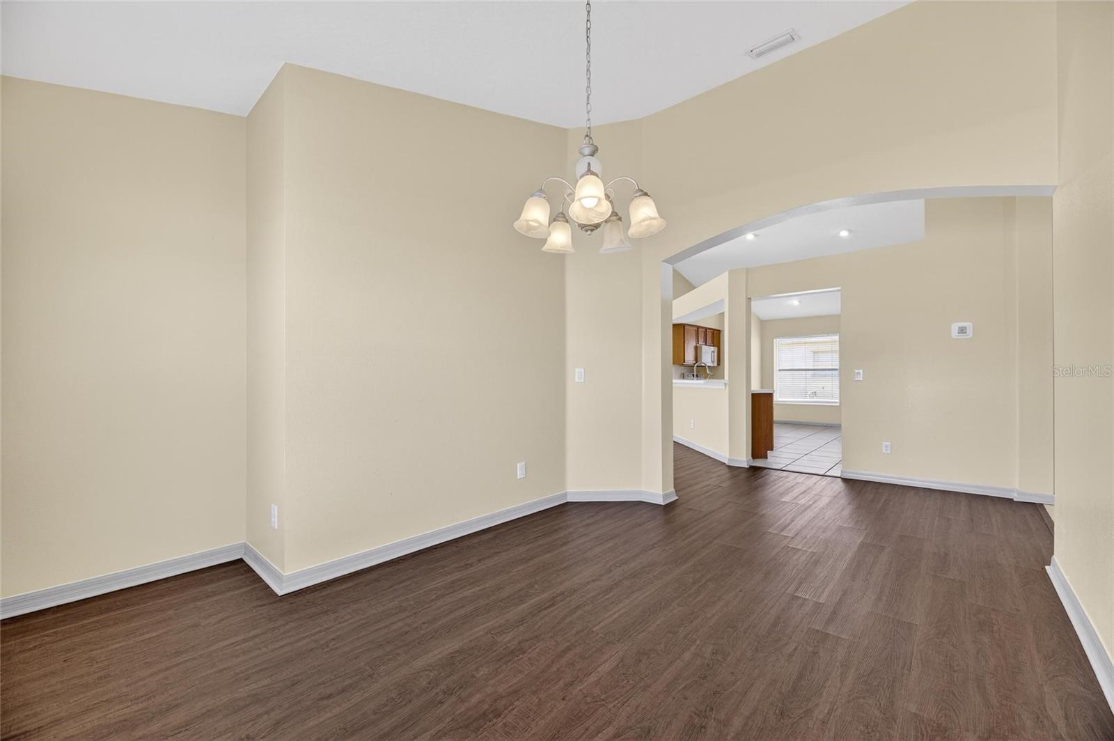 Image 15 of 93 For 813 Cristelle Jean Drive