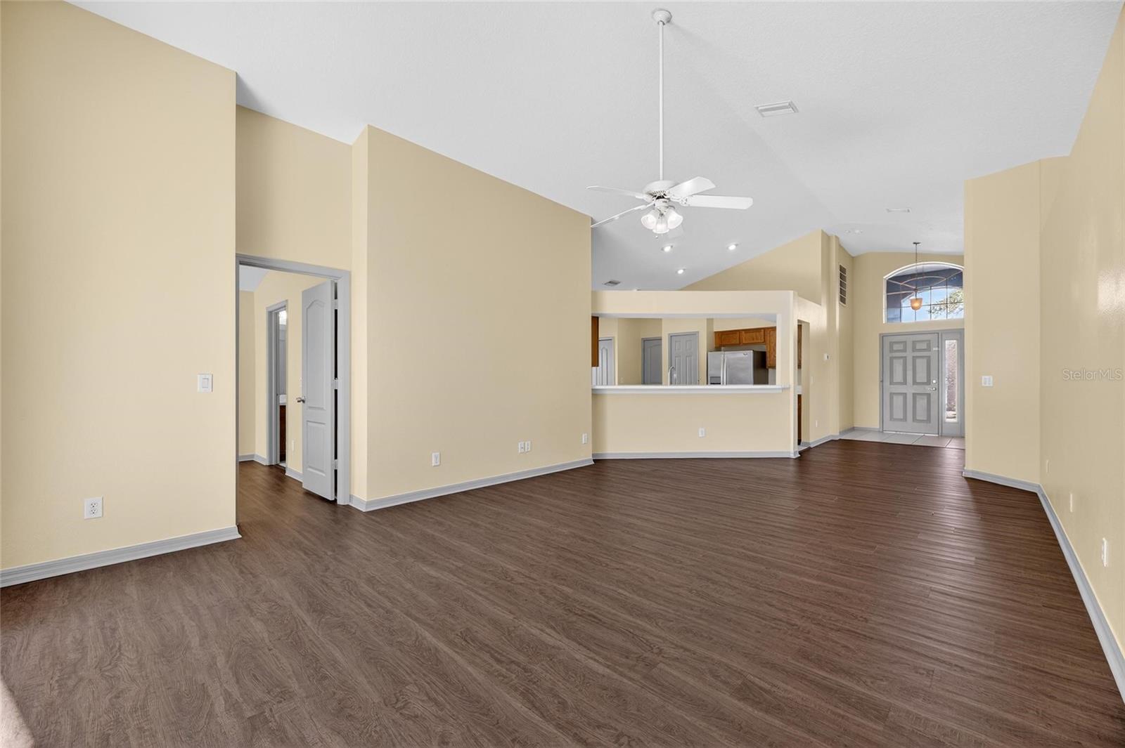 Image 29 of 93 For 813 Cristelle Jean Drive