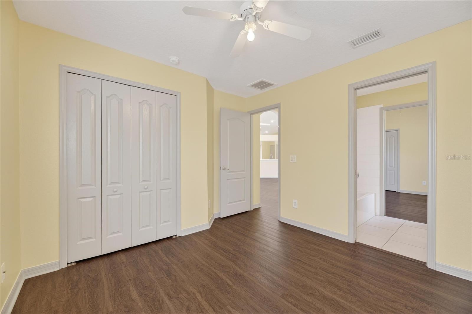 Image 32 of 93 For 813 Cristelle Jean Drive