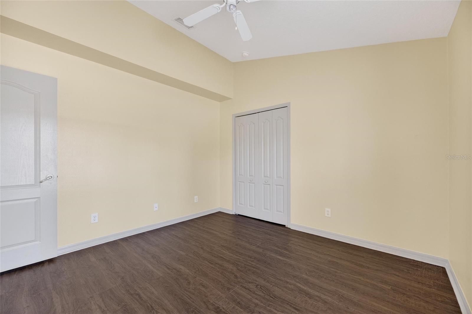 Image 36 of 93 For 813 Cristelle Jean Drive