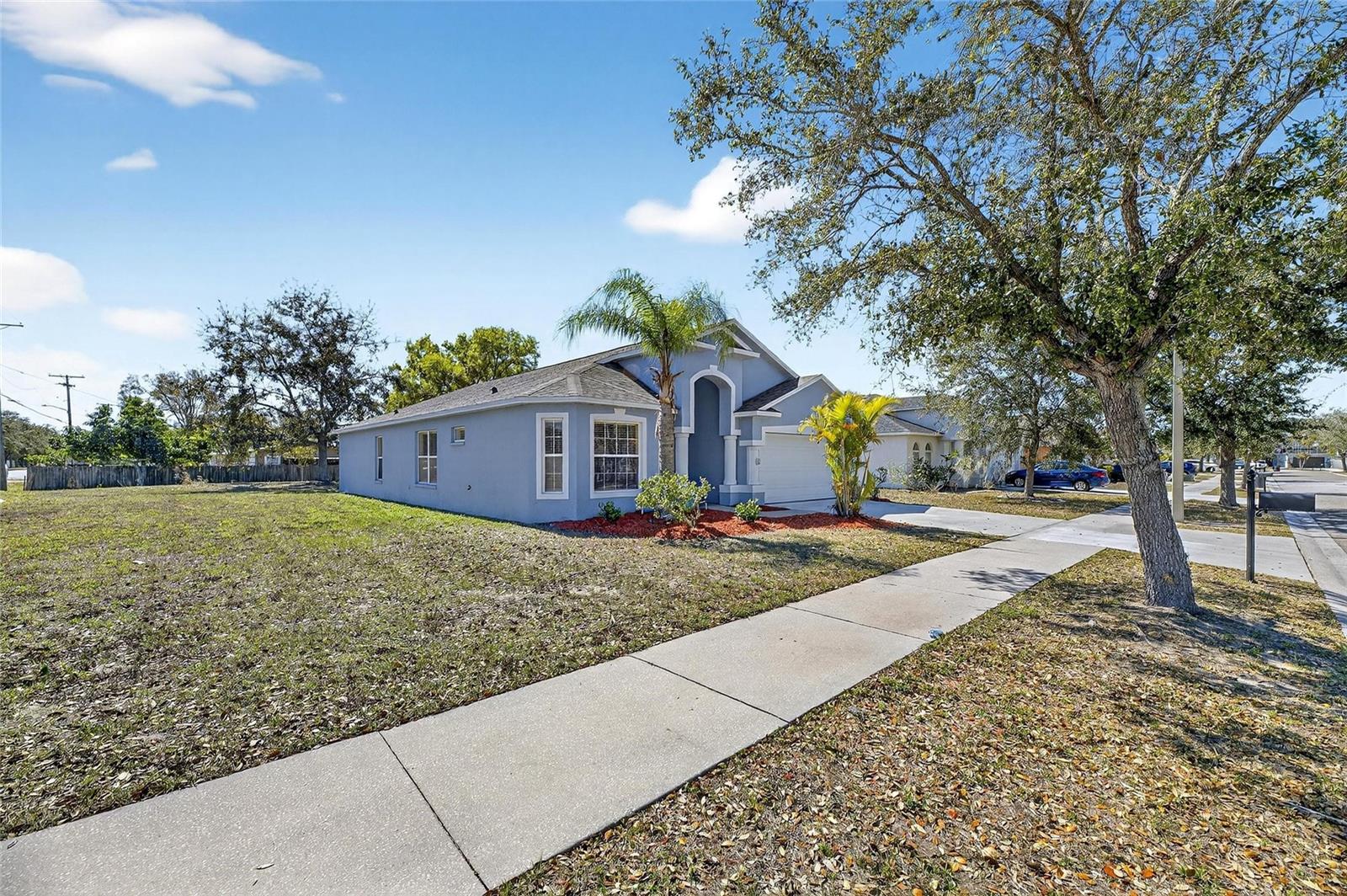 Image 63 of 93 For 813 Cristelle Jean Drive