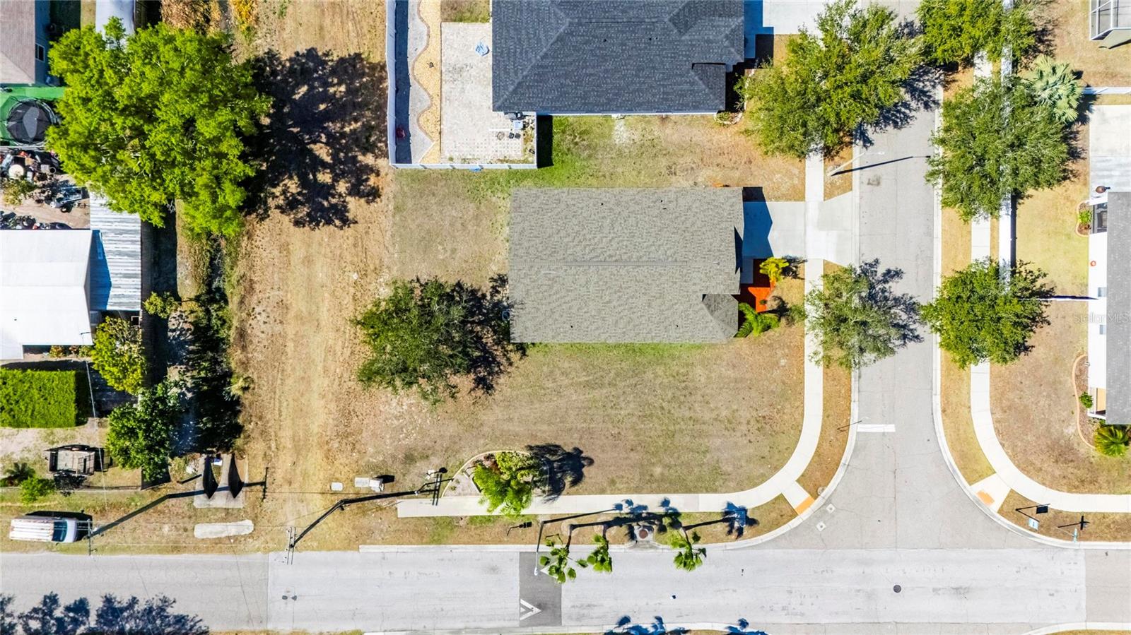 Image 83 of 93 For 813 Cristelle Jean Drive