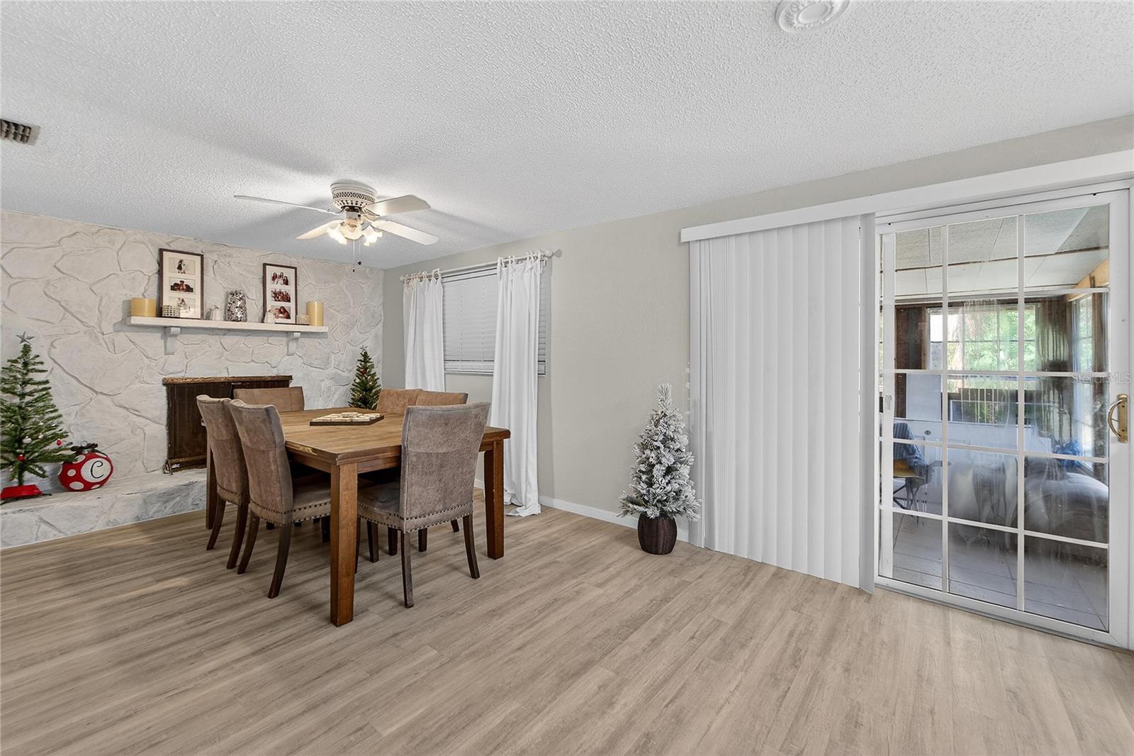 Image 15 of 54 For 8517 Horizon Lane