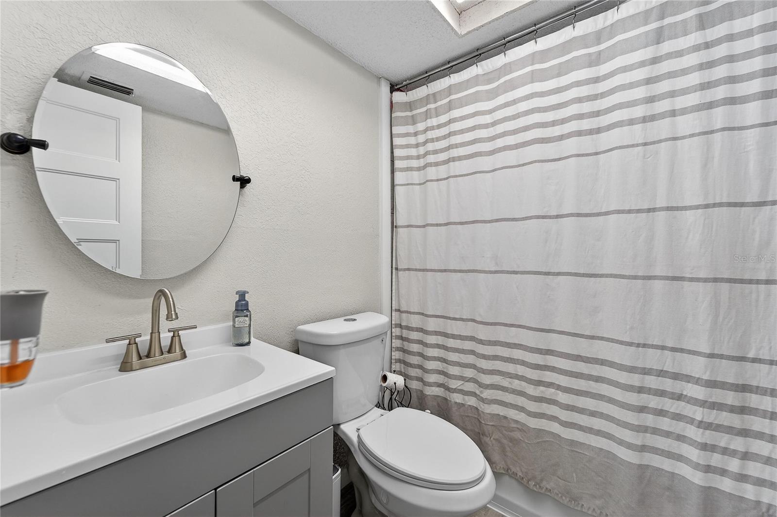 Image 6 of 54 For 8517 Horizon Lane