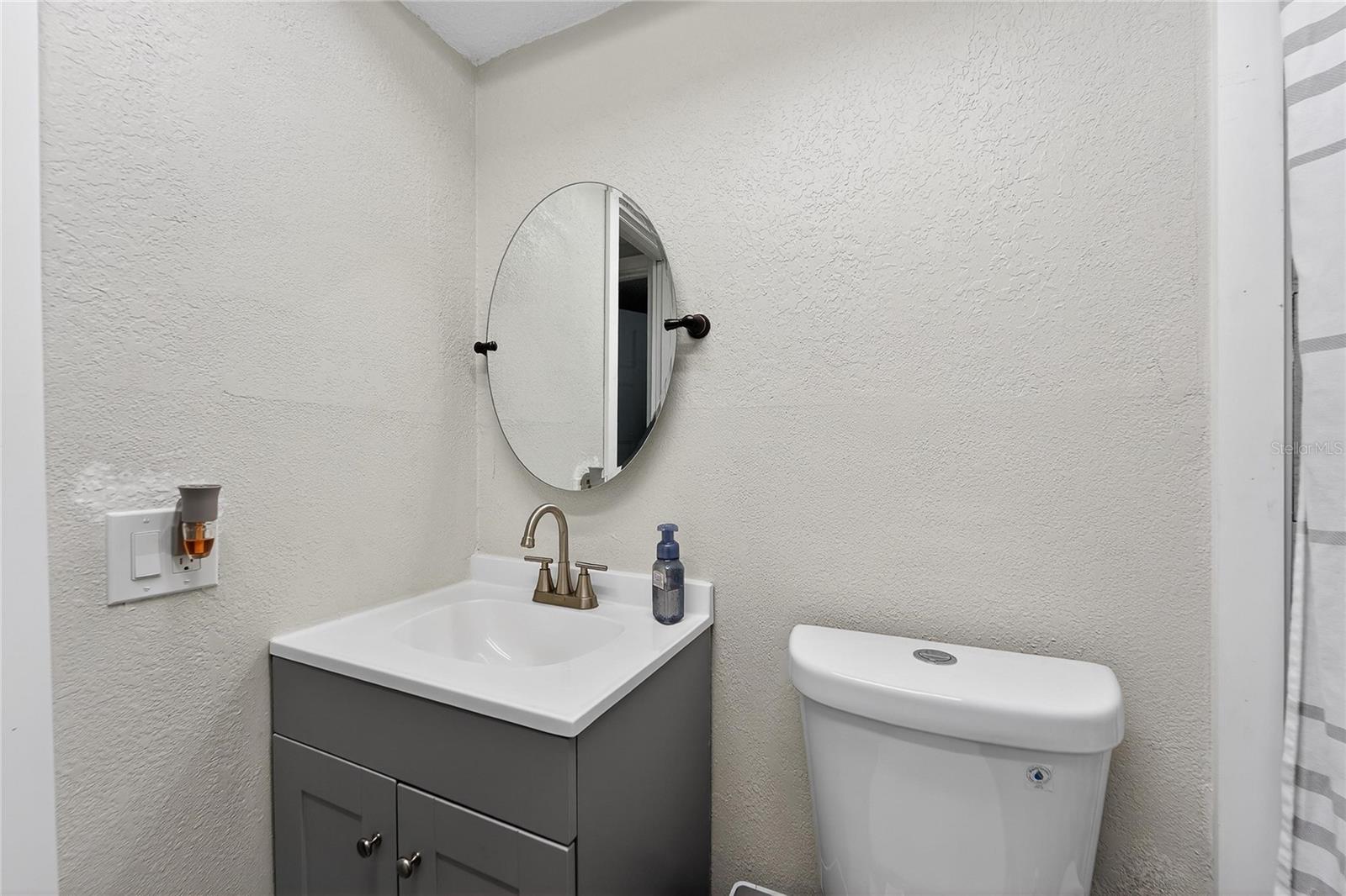 Image 7 of 54 For 8517 Horizon Lane