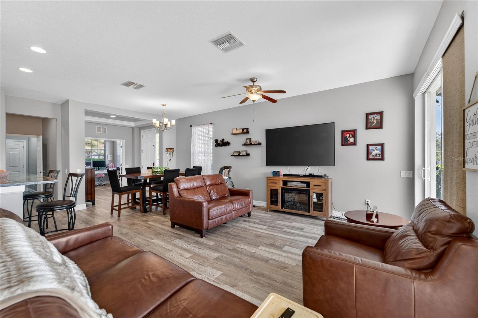 Image 12 of 81 For 13701 Crest Lake Drive