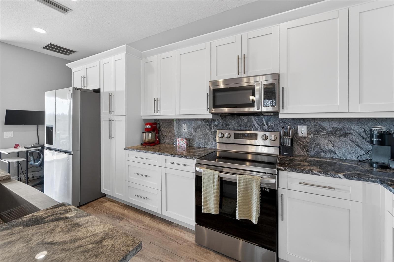 Image 16 of 81 For 13701 Crest Lake Drive